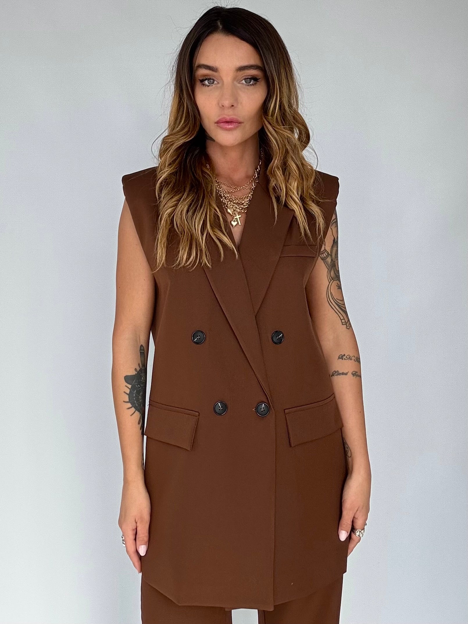 Completo Gilet Over e Pantaloni Pinces - Marrone