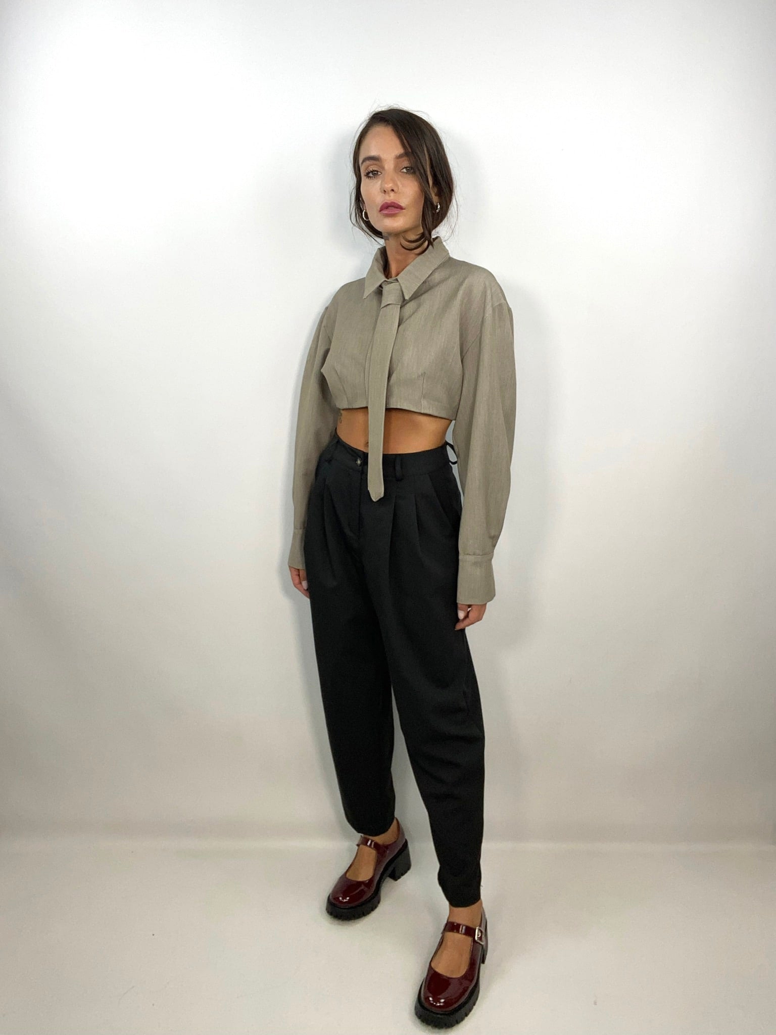 Camicia Crop con Cravatta - Beige