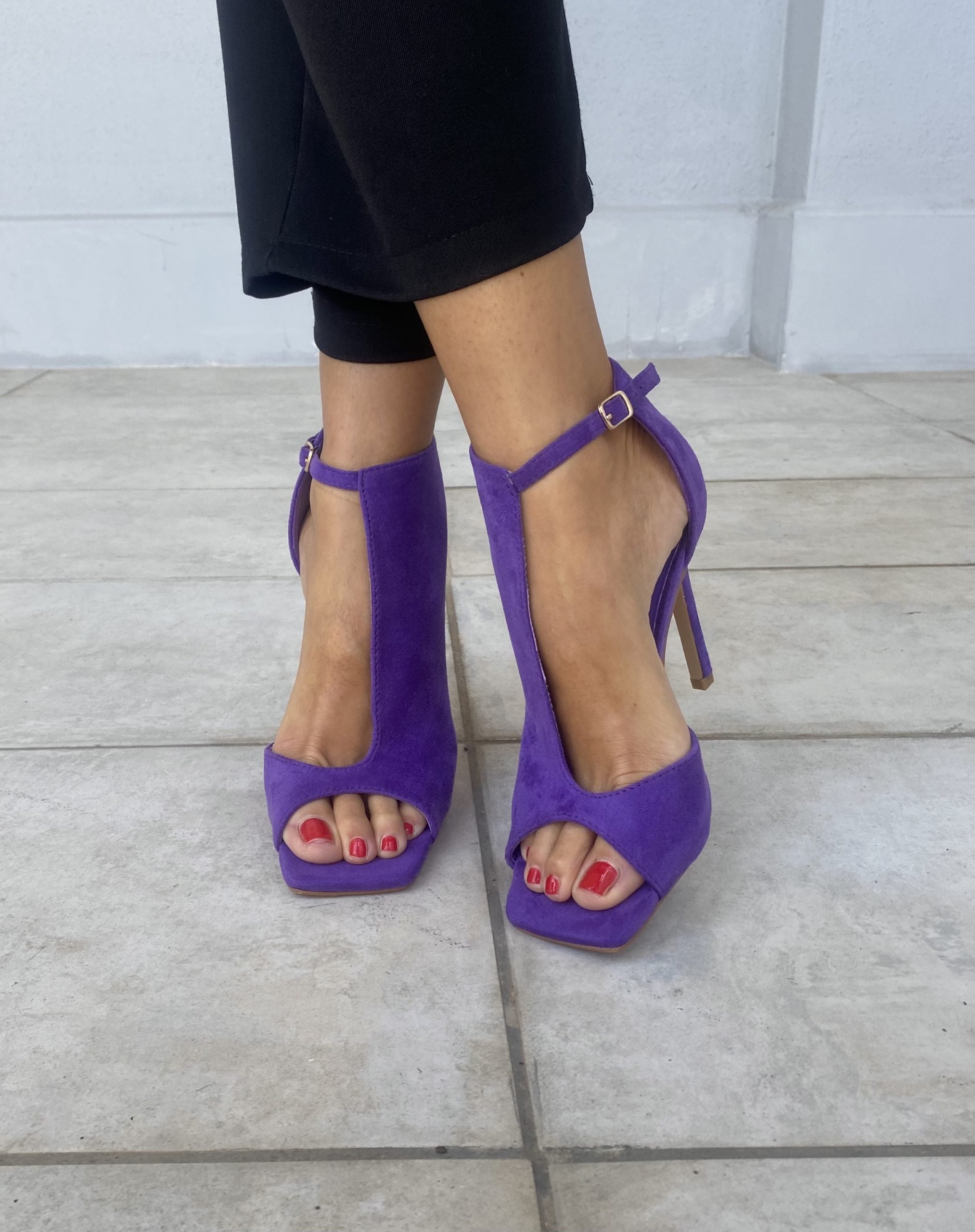 Tronchetto cut out spuntato - Simil Camoscio Fucsia
