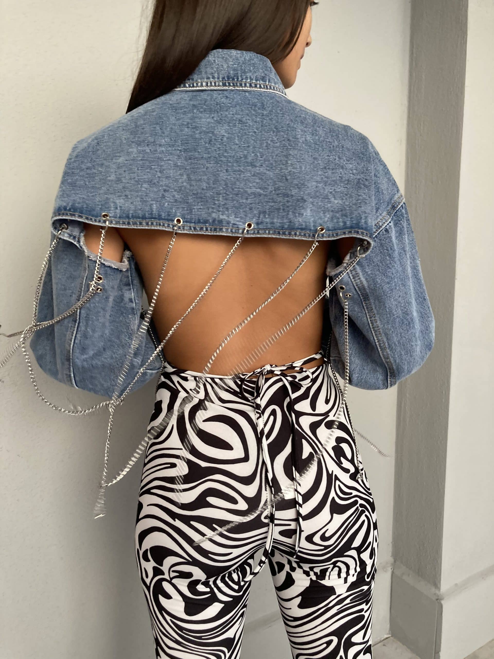Giacca Jeans Super Crop con Catene - Denim