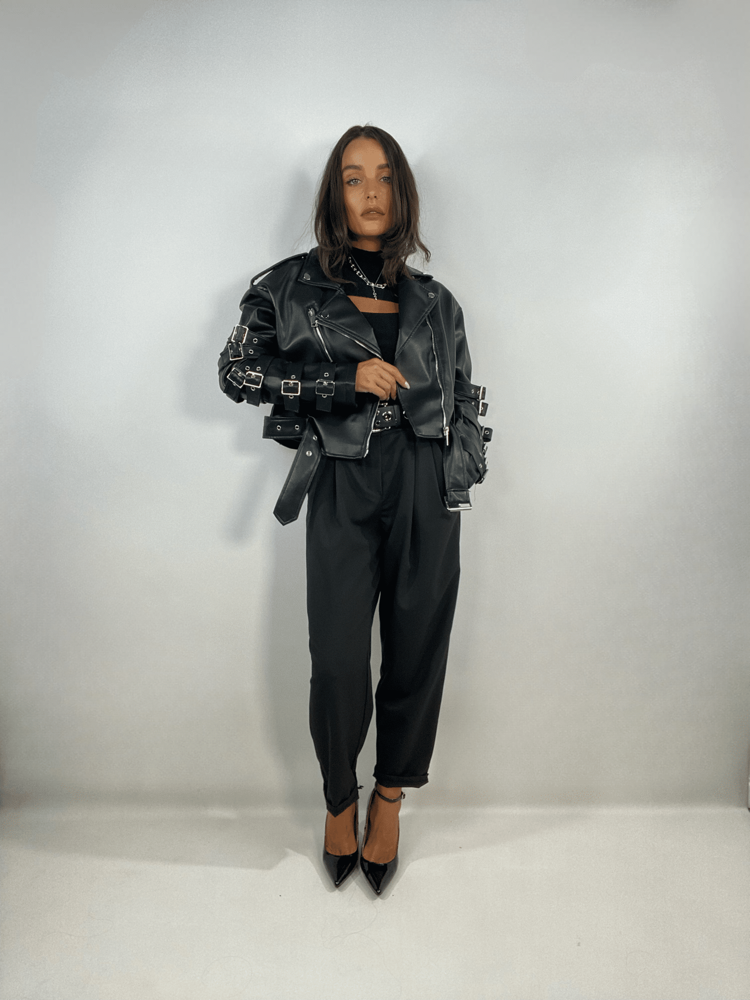 Maglia Crop con Cut Out - Nero