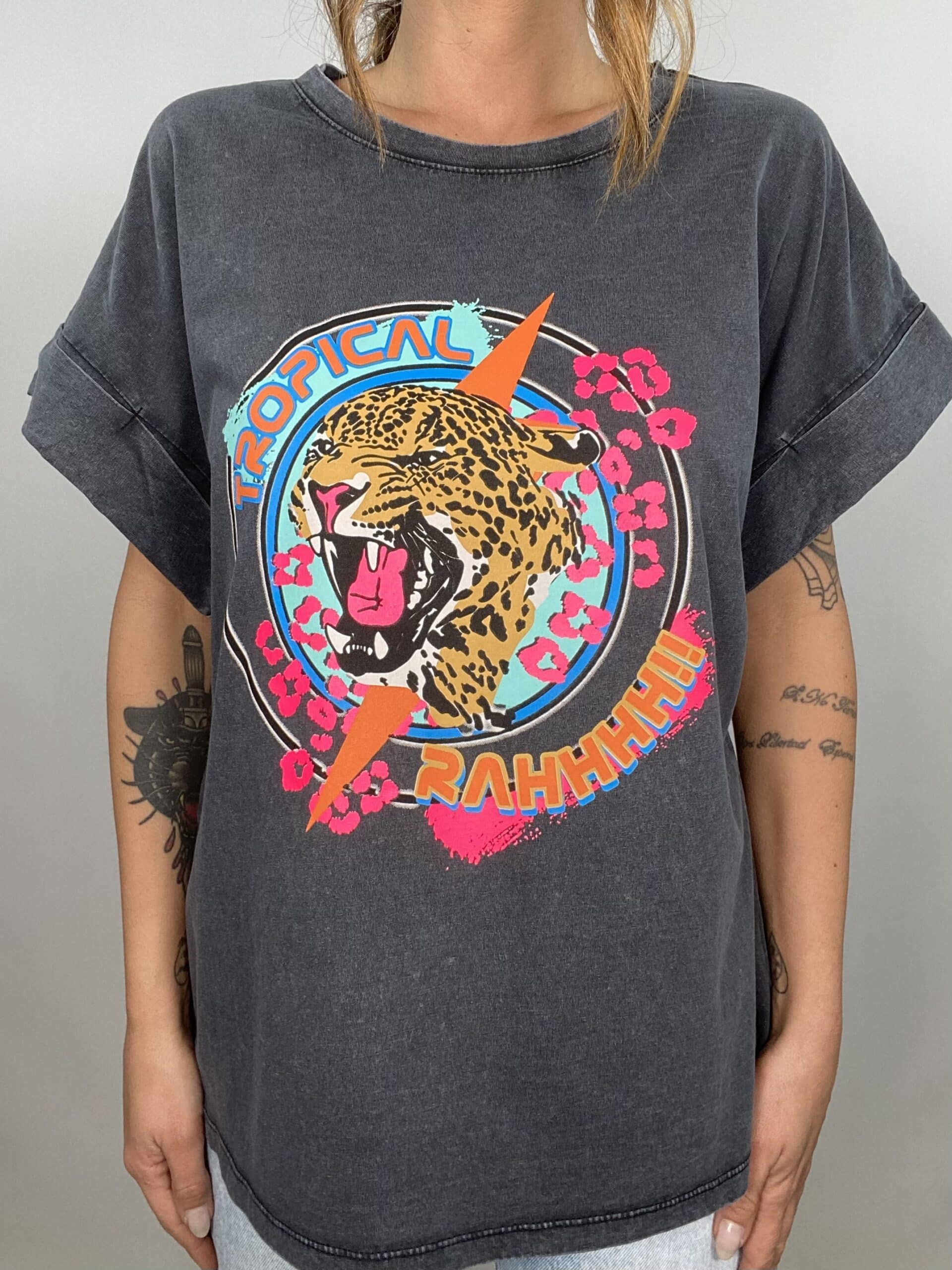 T-shirt Acid Wash Oversize - Leopardo - Tropical