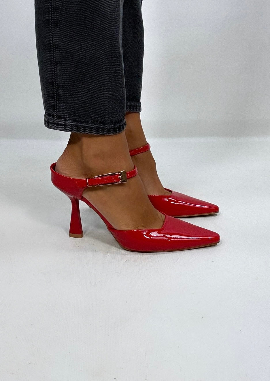 Sabot con Fibbietta e Tacco Medio - Rosso
