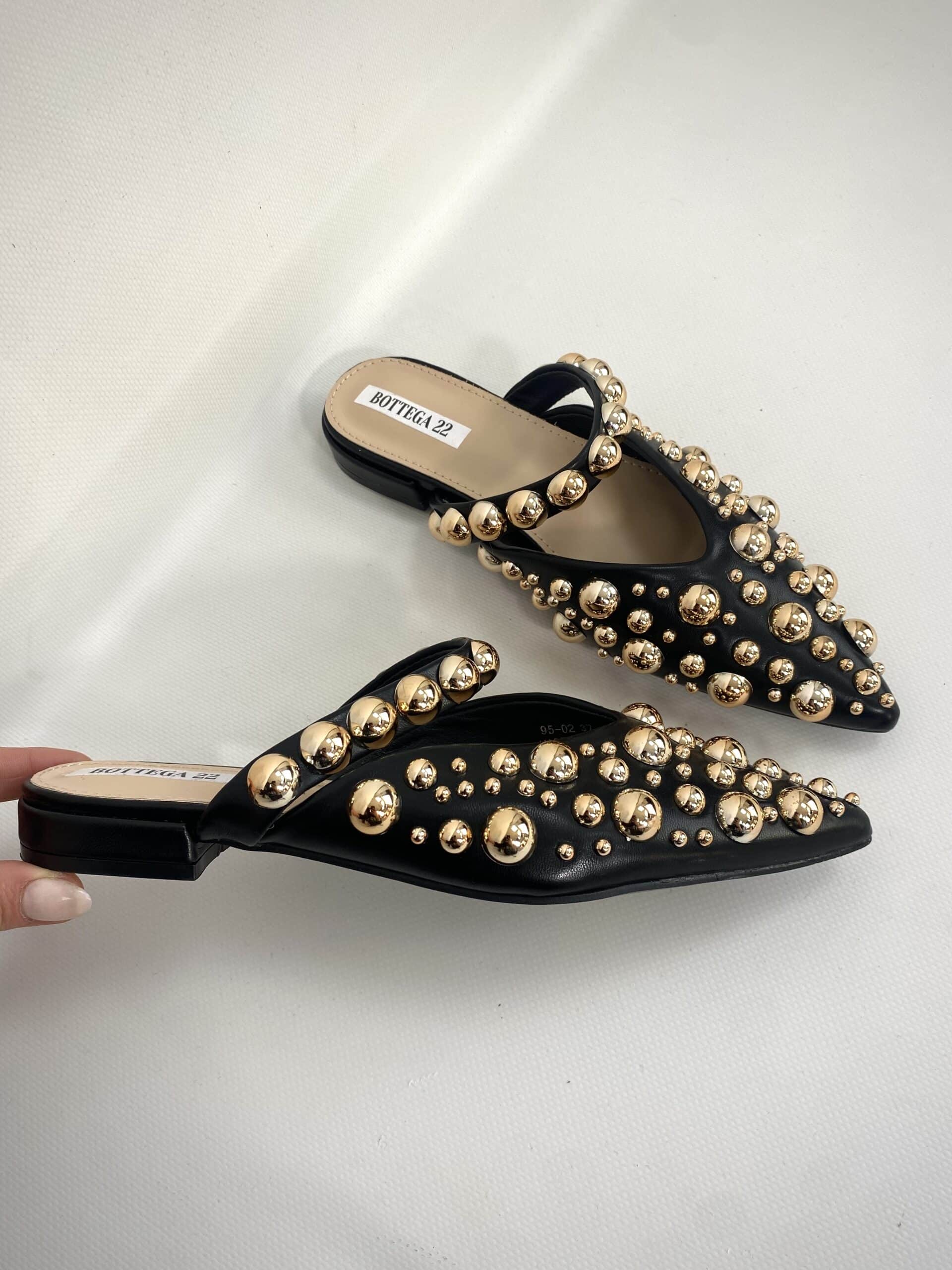 Sabot Con Borchie - Nero.