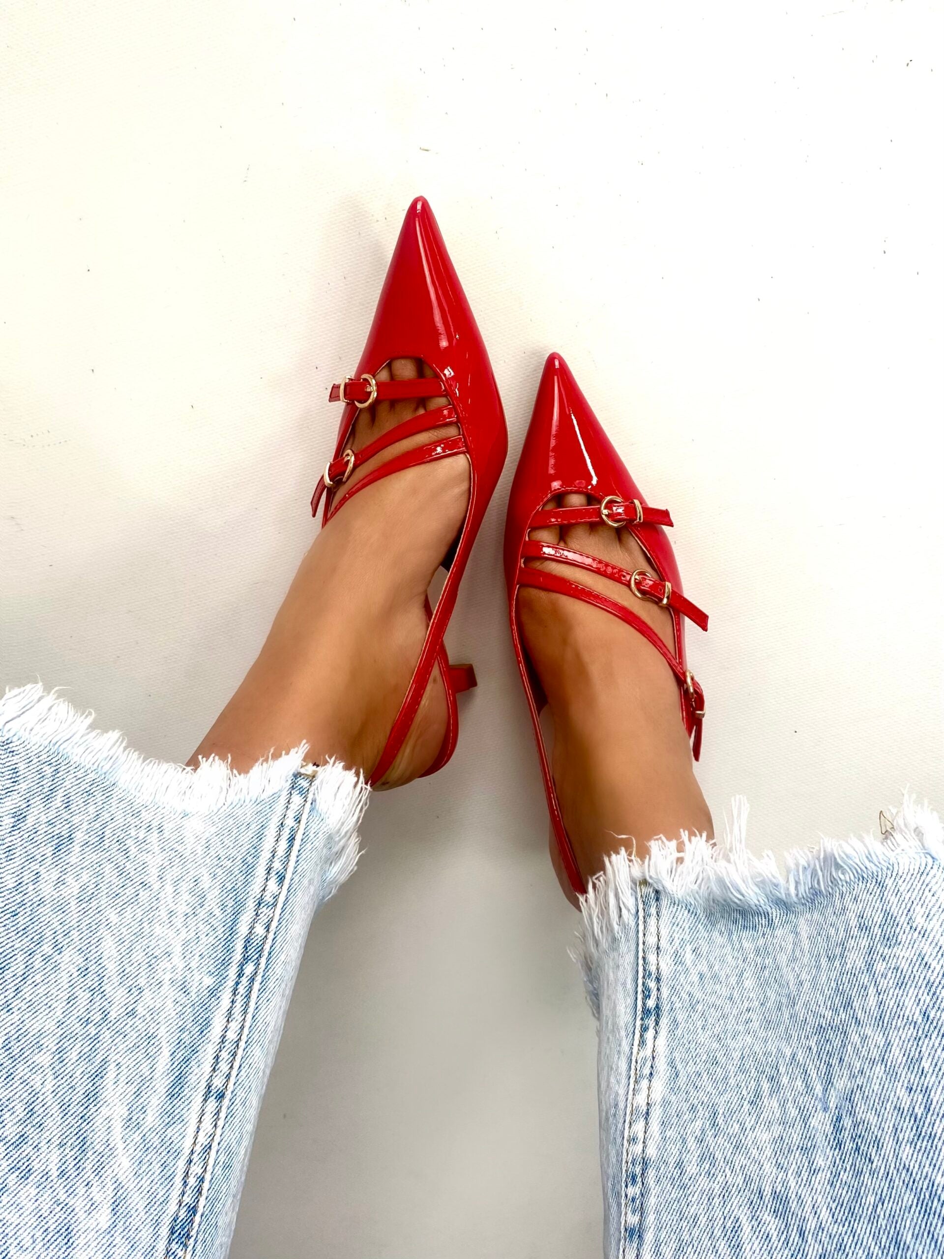 New Slingback con Cinturini e Fibbie Tacco Medio - Rosso Vernice