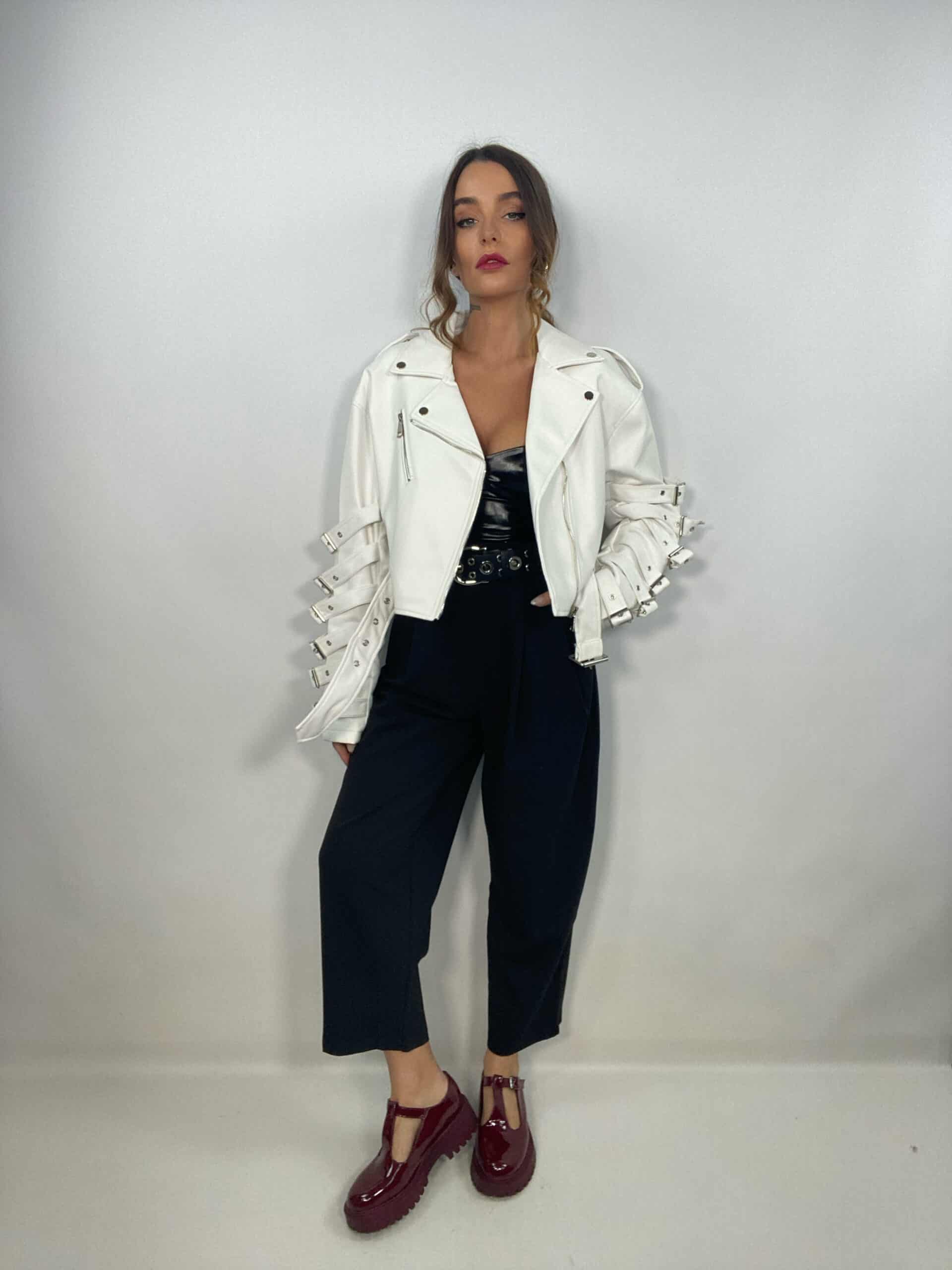 Chiodo Eco Pelle Crop con Fibbie  - Bianco