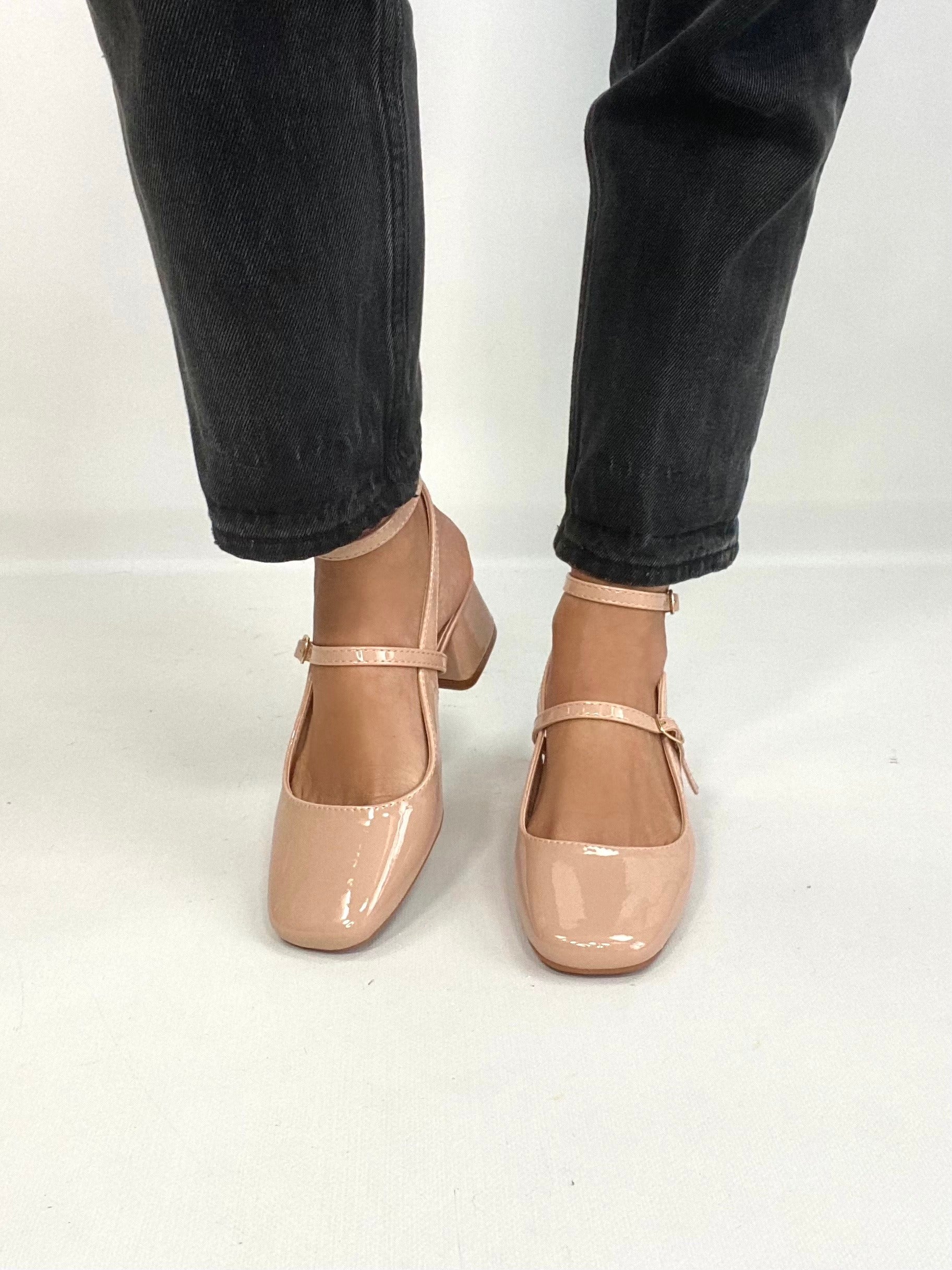 Mary Jane Medium Heels  - Vernice Nude