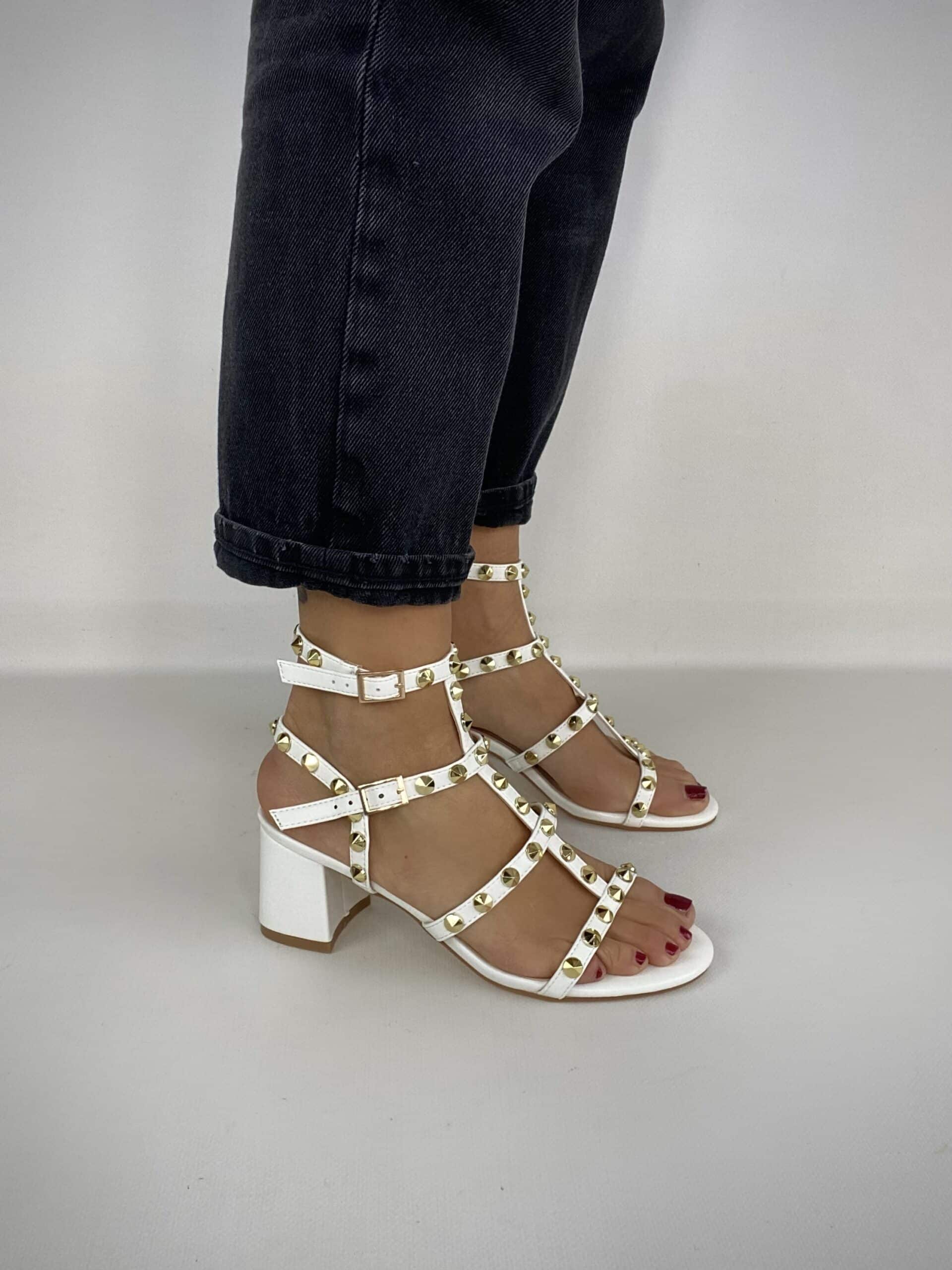 Sandali Studs con Tacco Comodo e Borchie - Bianco