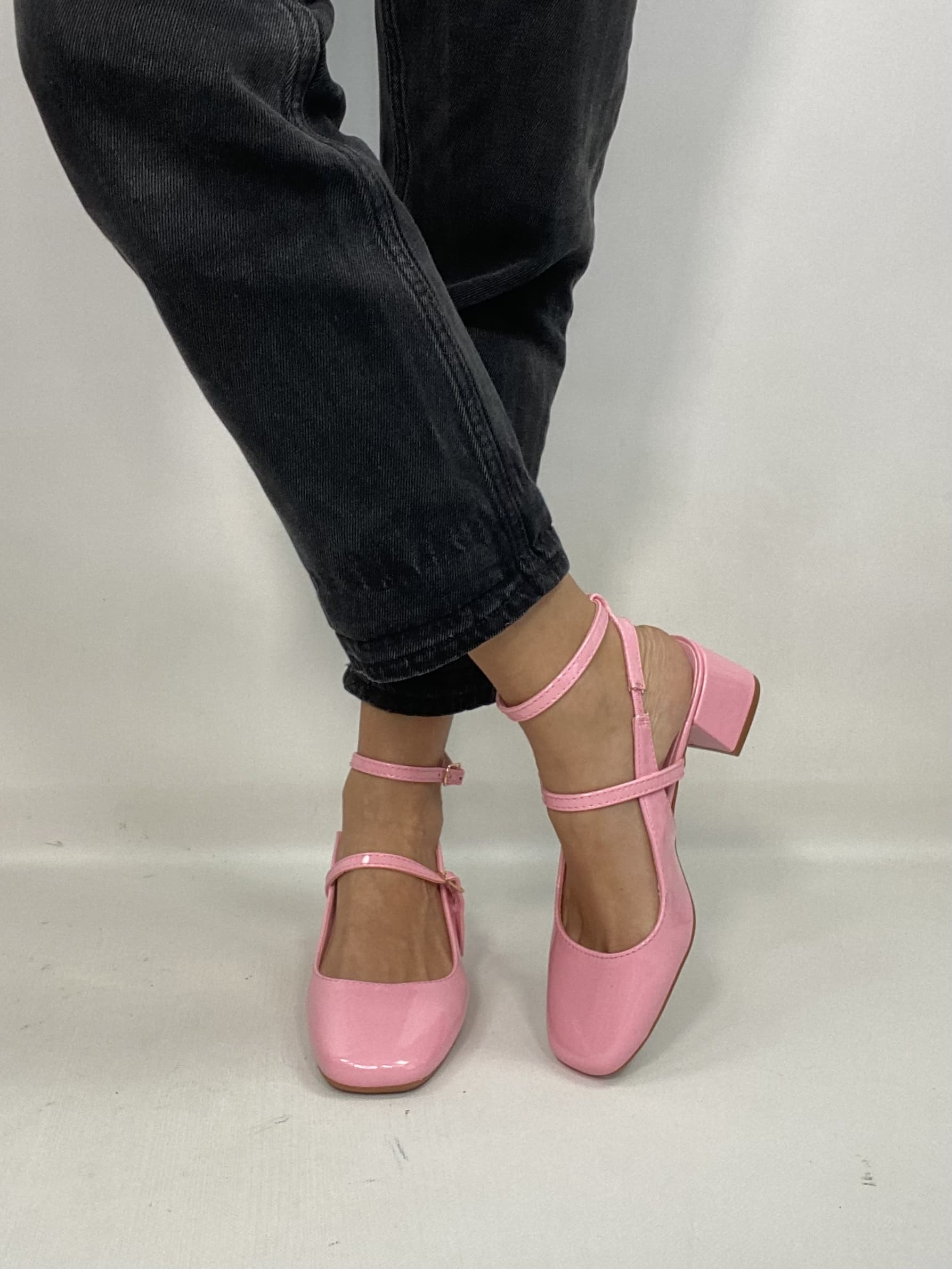 Mary Jane Medium Heels  - Vernice Rosa Barbie