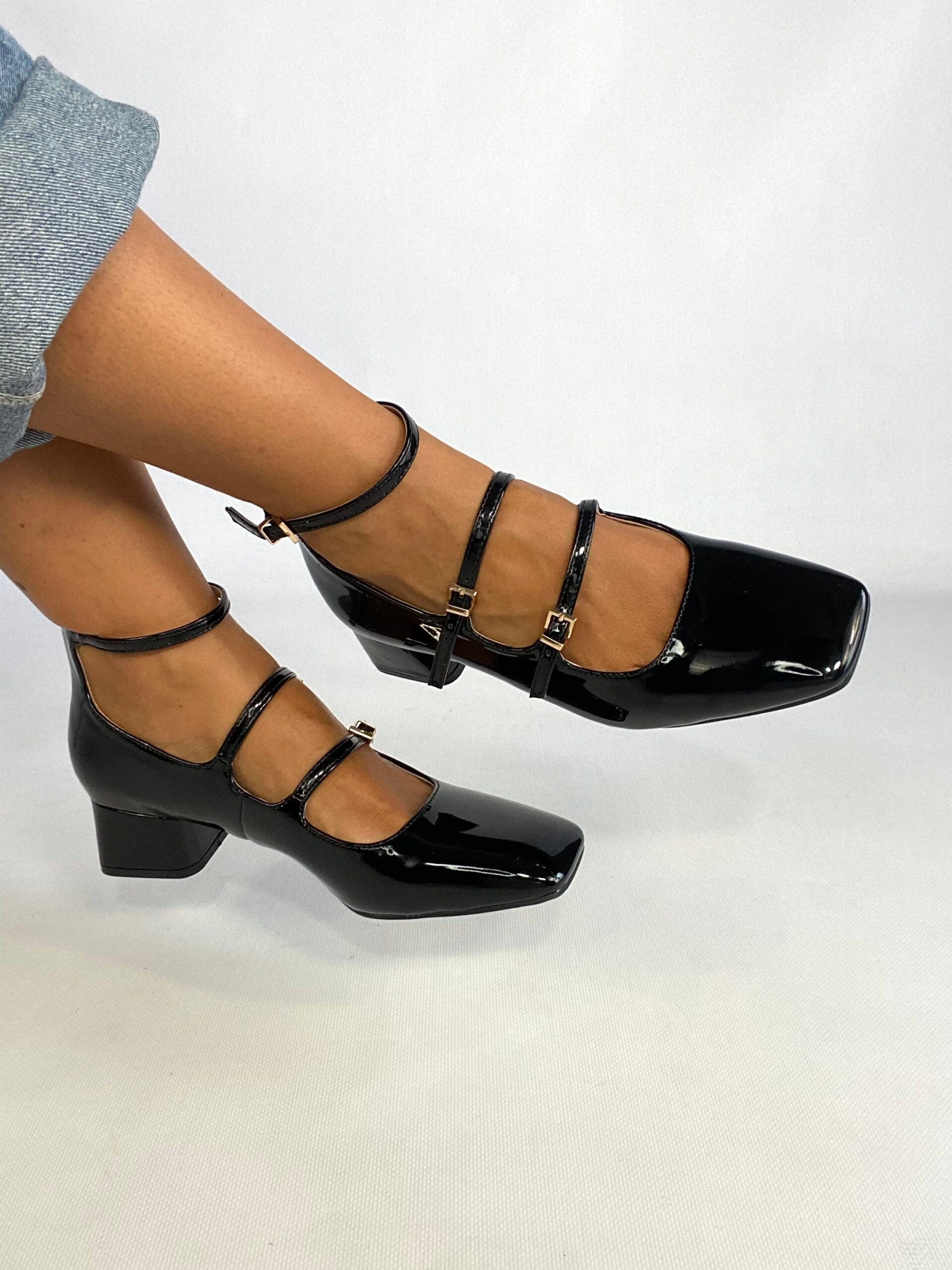 Mary Jane Low Heels Tre Cinturini - Nero