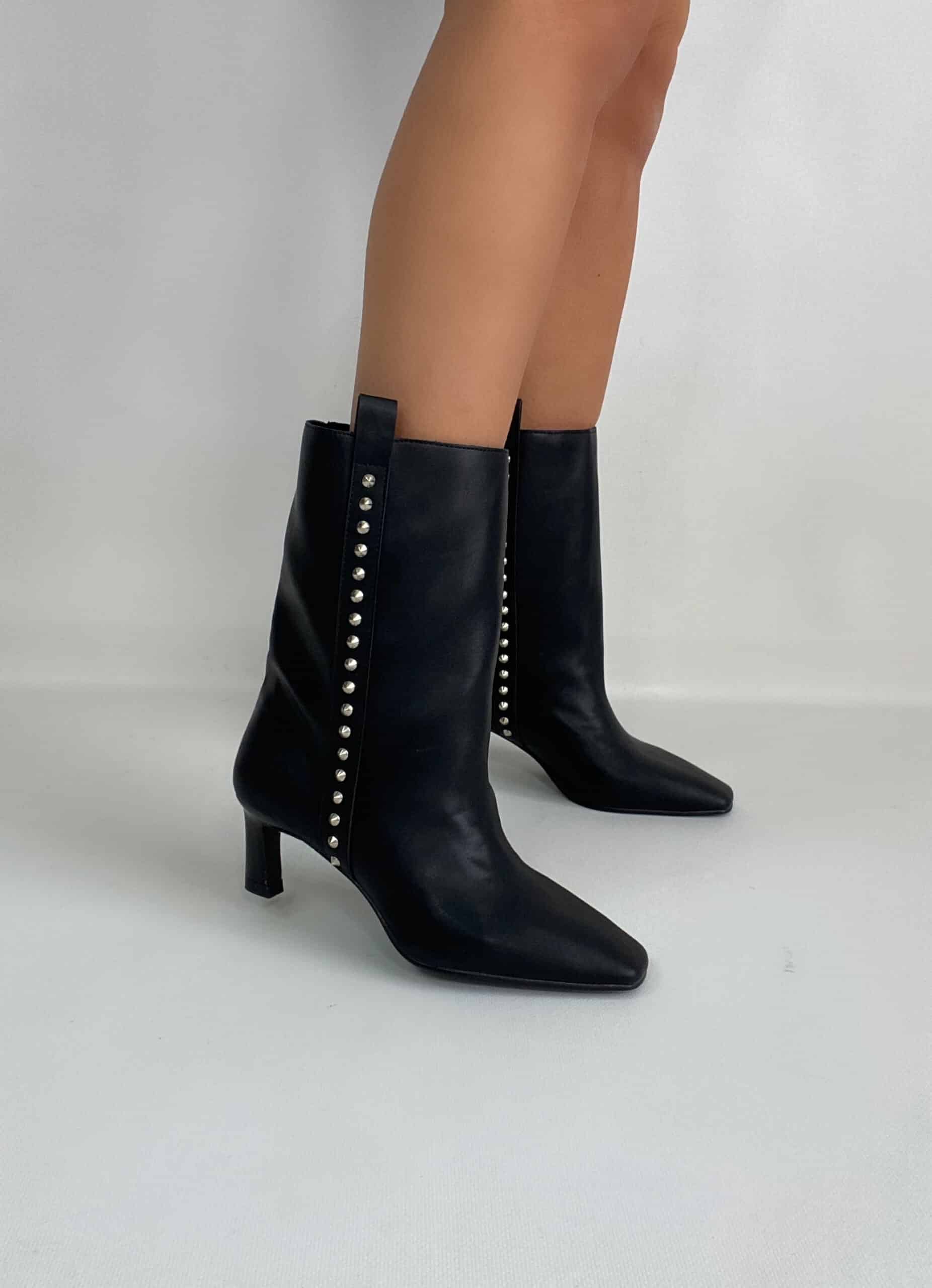 Stivaletti con Borchie - Nero