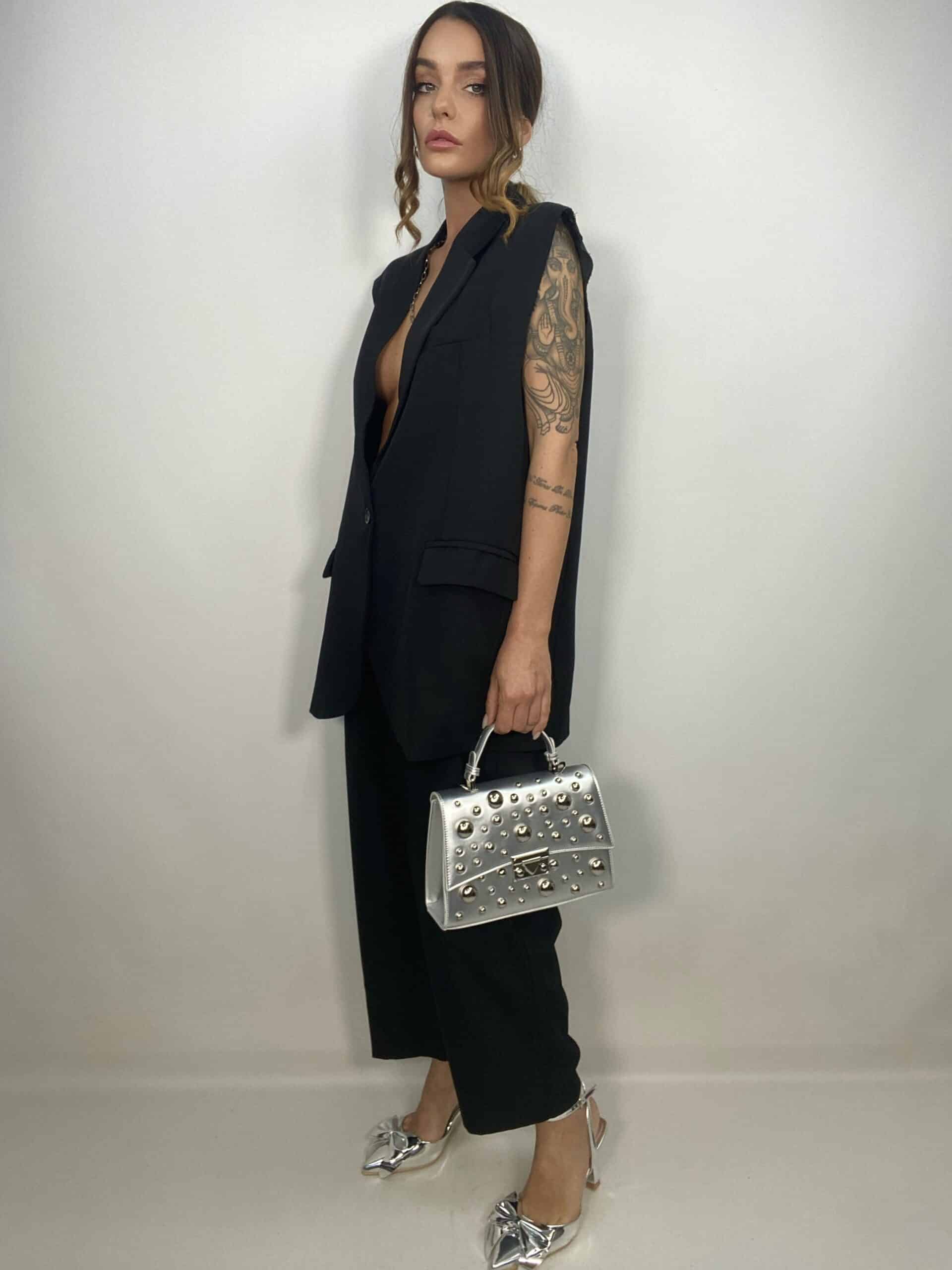 Completo Gilet Over e Pantaloni Pinces - Nero.