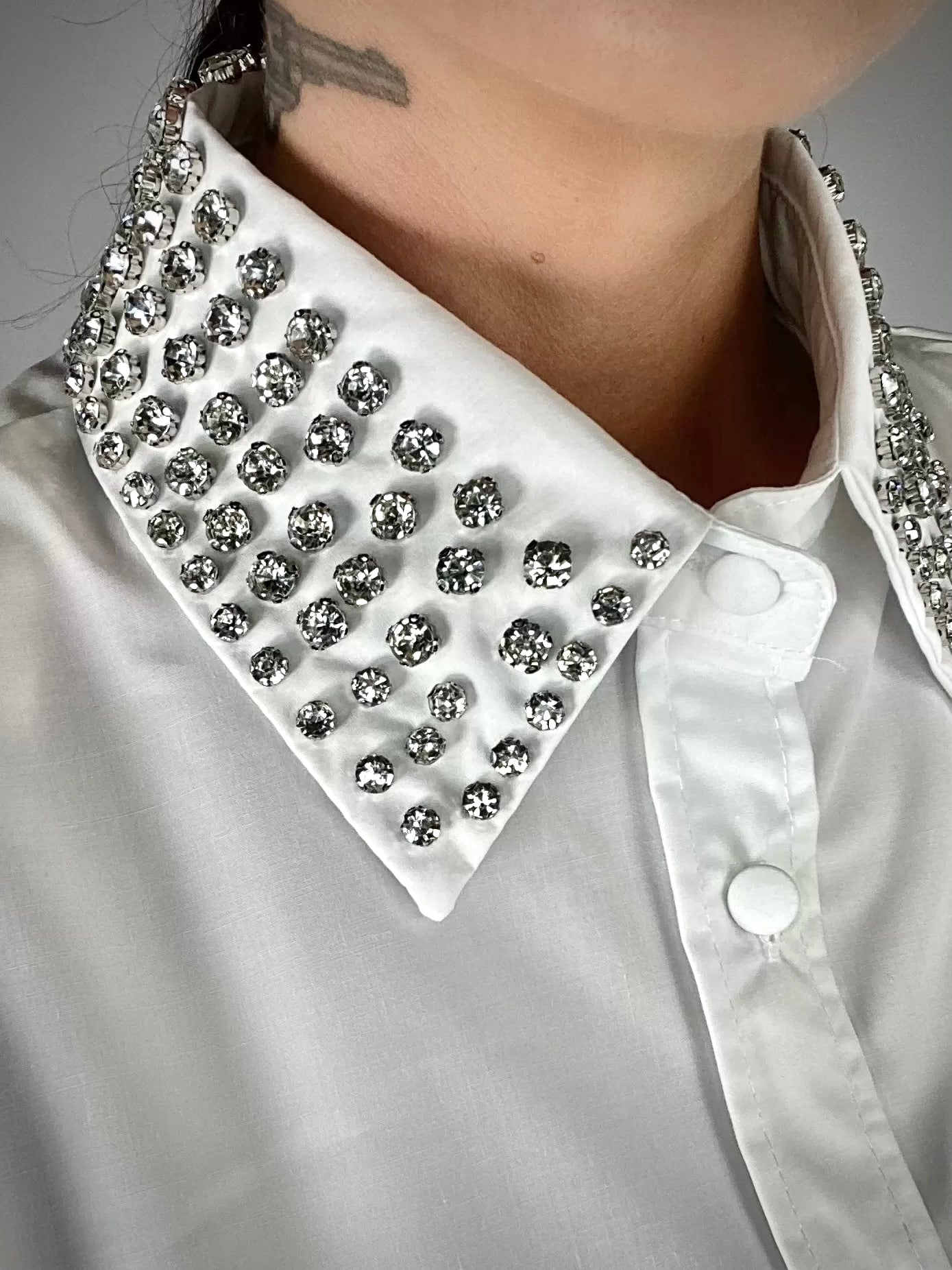 Camicia Colletto con Pietre -  Bianco.