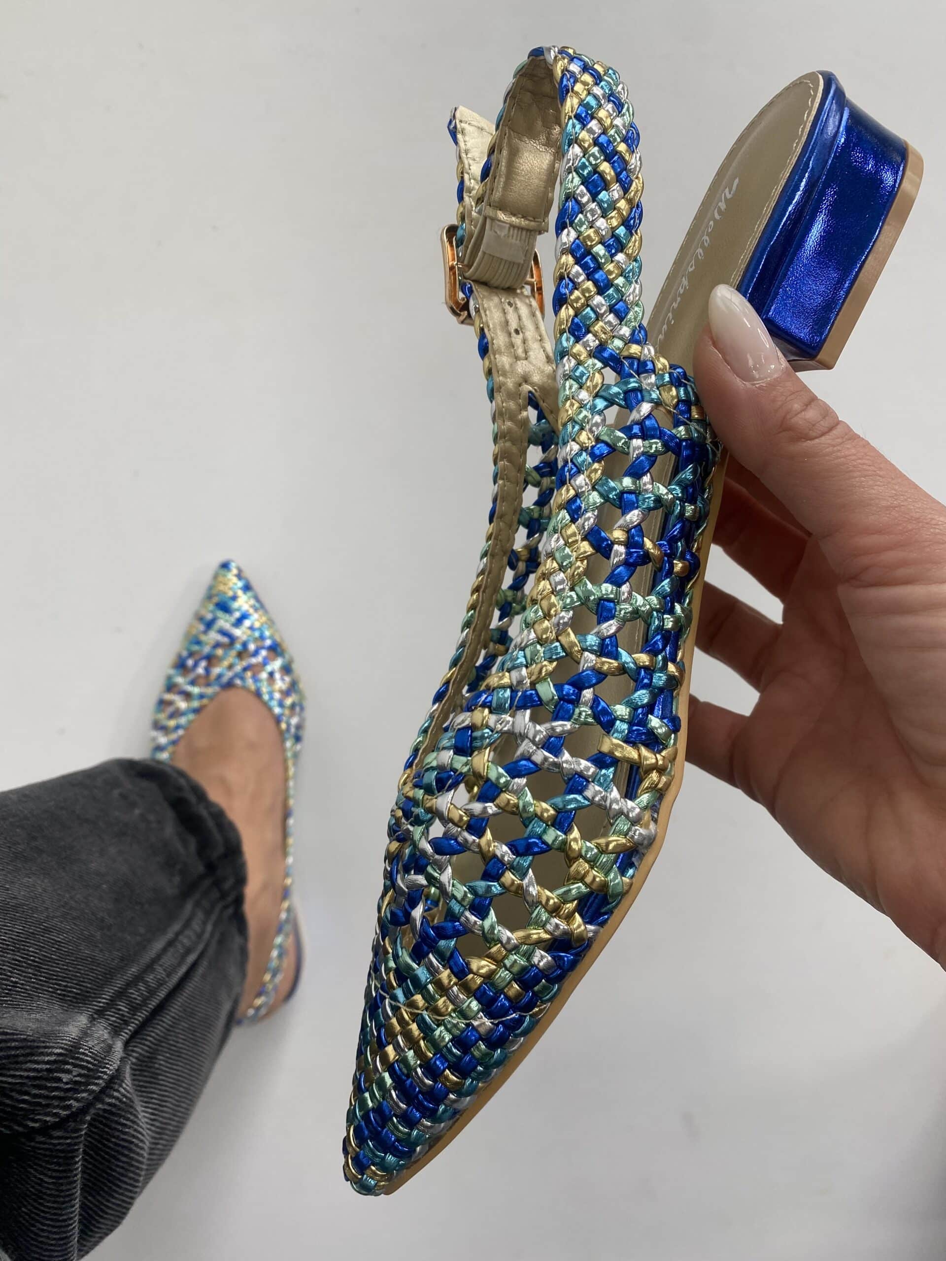 Slingback Flat Rafia 2.0 - Bicolor Oro / Blu