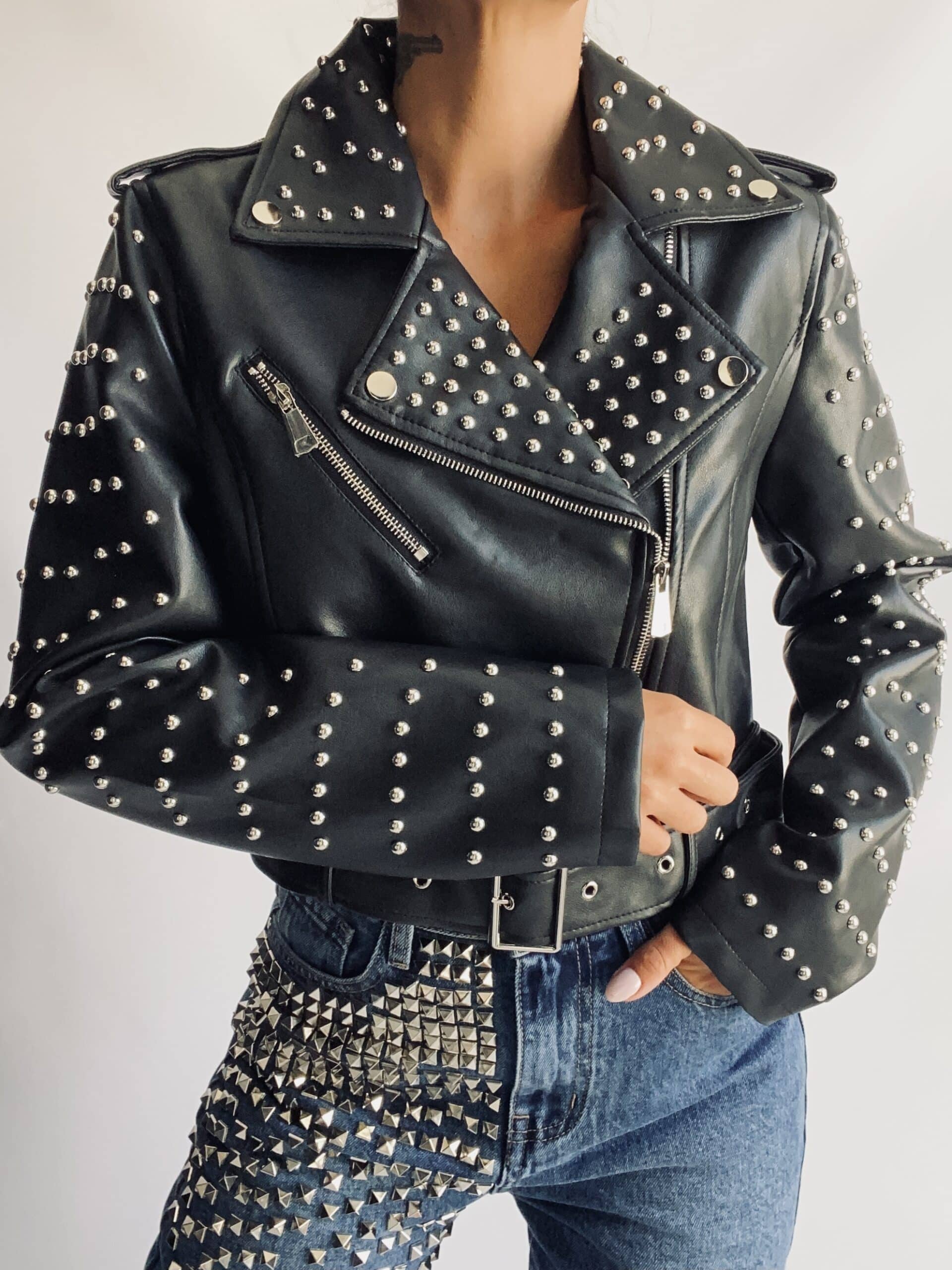 Chiodo Eco Pelle Crop con Frange e Borchie  - Nero