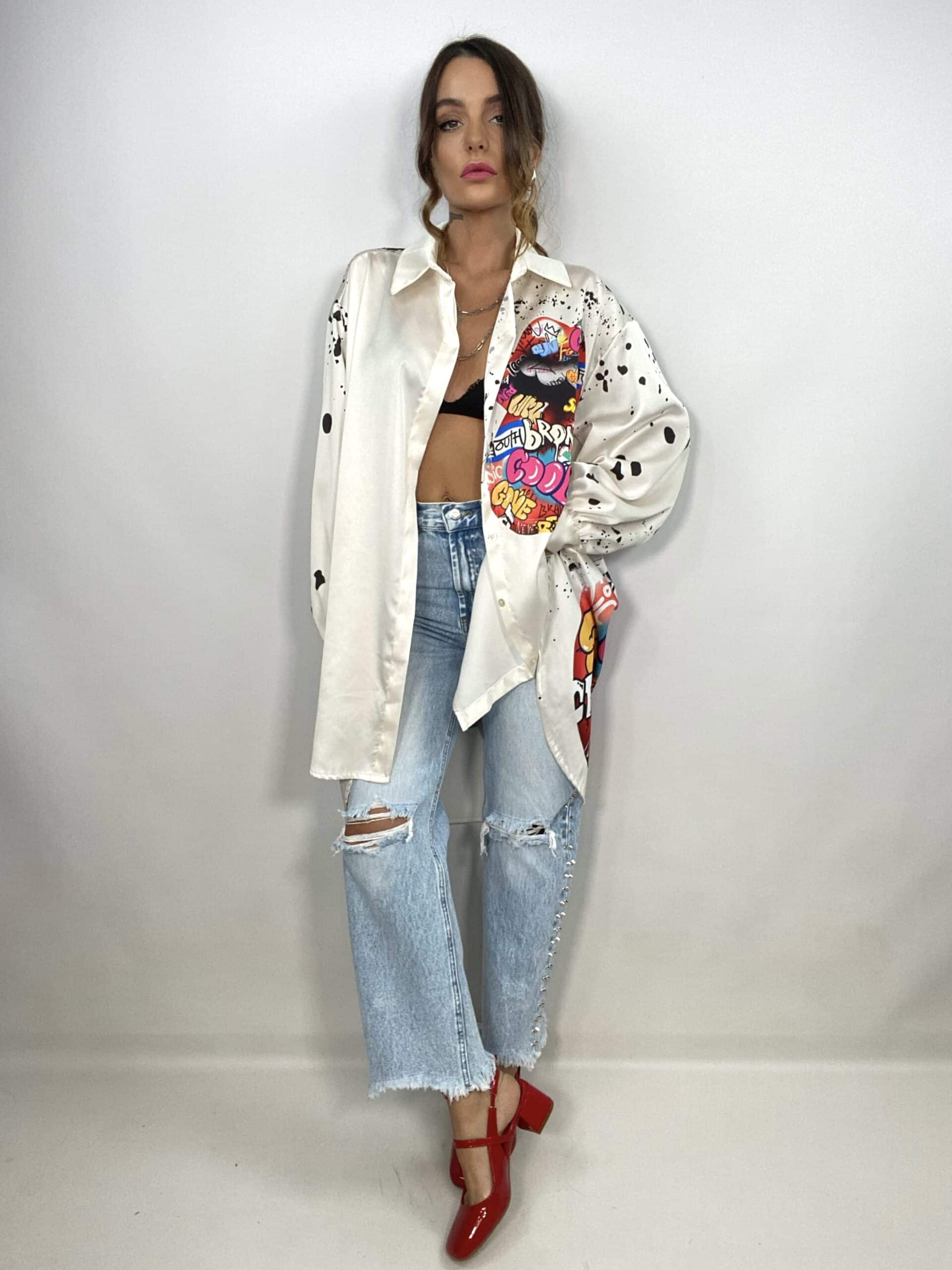 Jeans Straight con Borchie e Strappi  - Jeans Chiaro