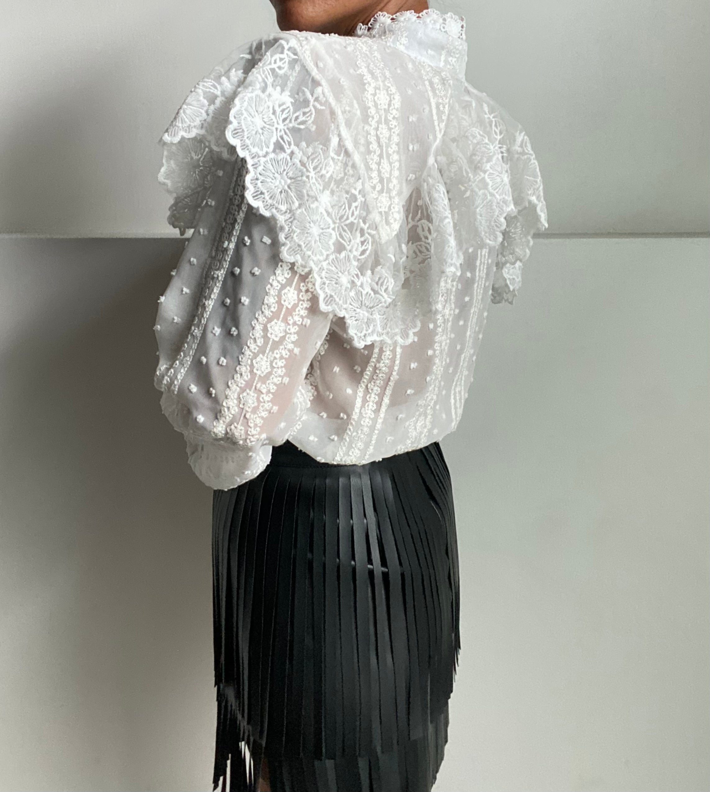 Cardigan Colletto Pizzo Bottoni Gioiello- Rosa