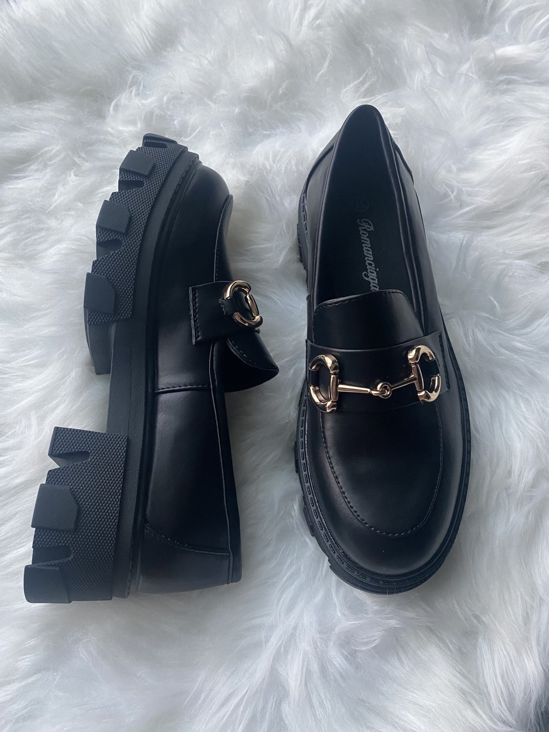 Mocassino Flat Morsetto Dorato - Nero