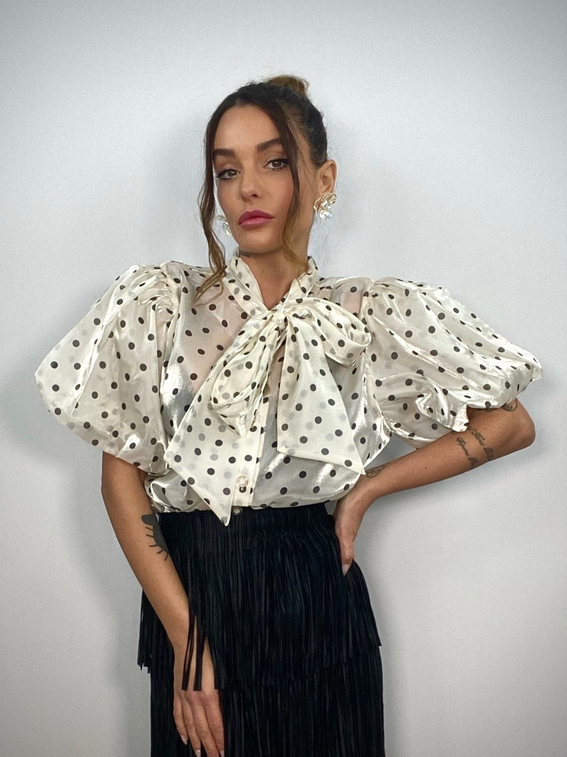 Camicia Pois Con Maniche a Palloncino e Fiocco - Panna / Nero