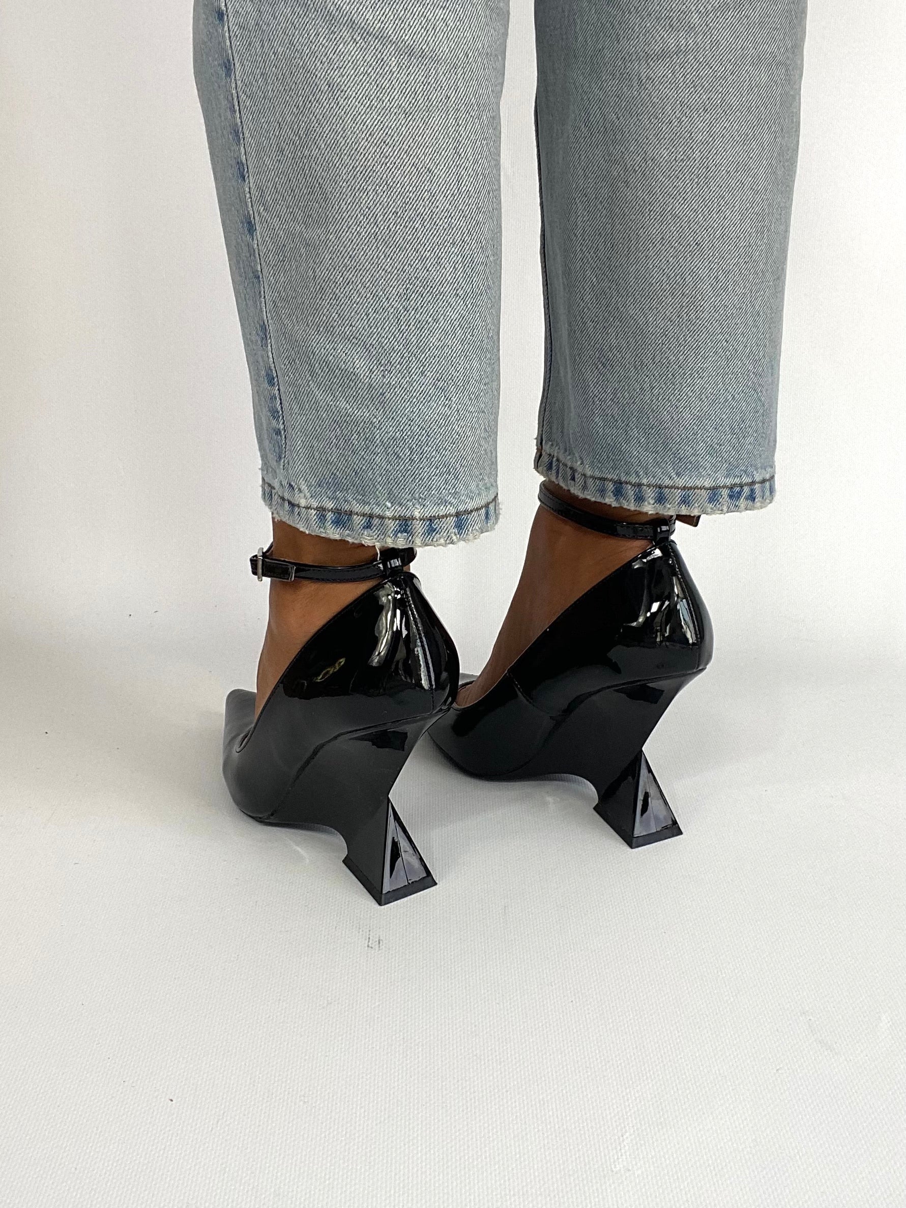 Decollete Tacco Scultoreo  - Vernice Nero