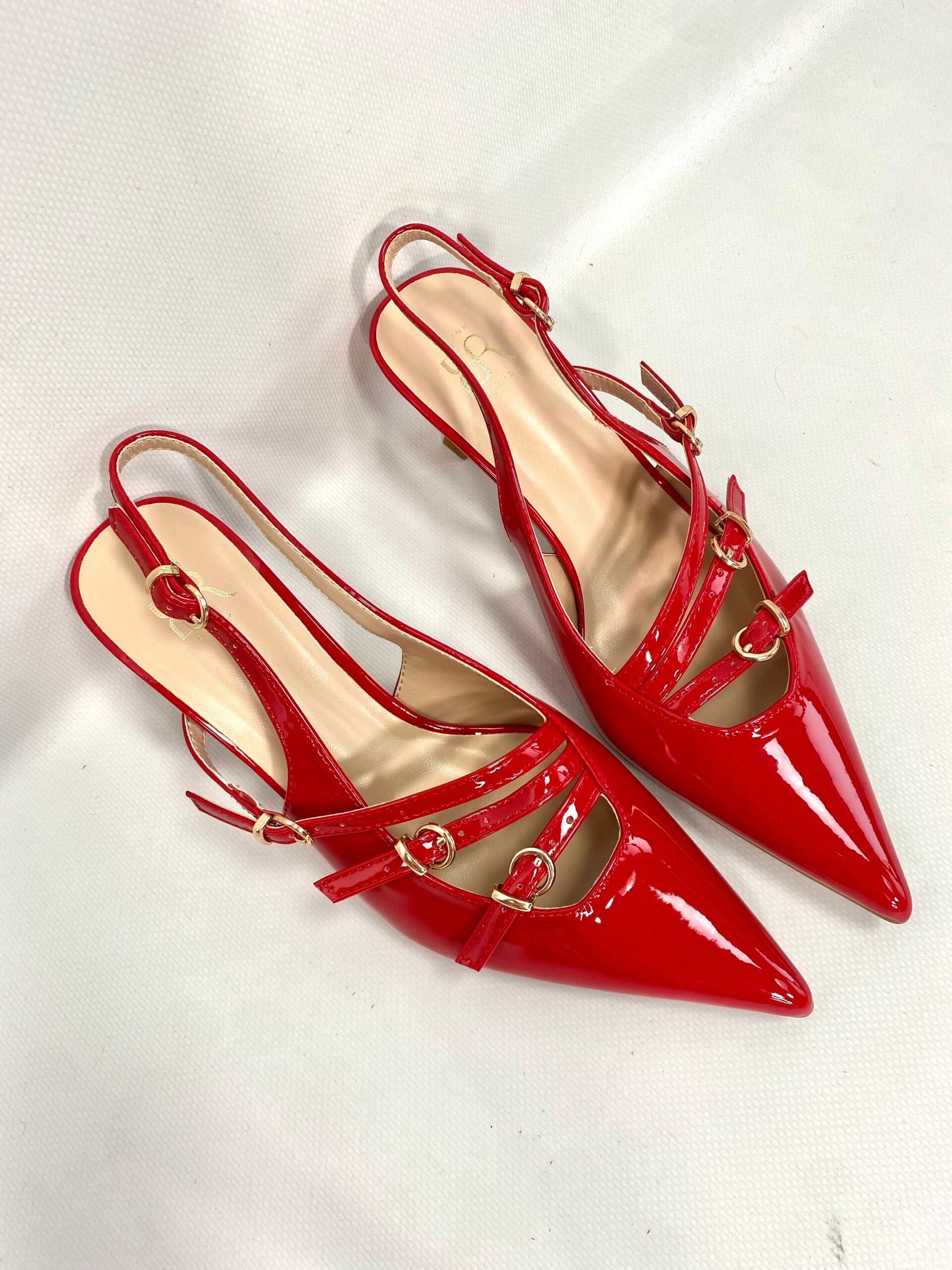 New Slingback con Cinturini e Fibbie Tacco Medio - Rosso Vernice