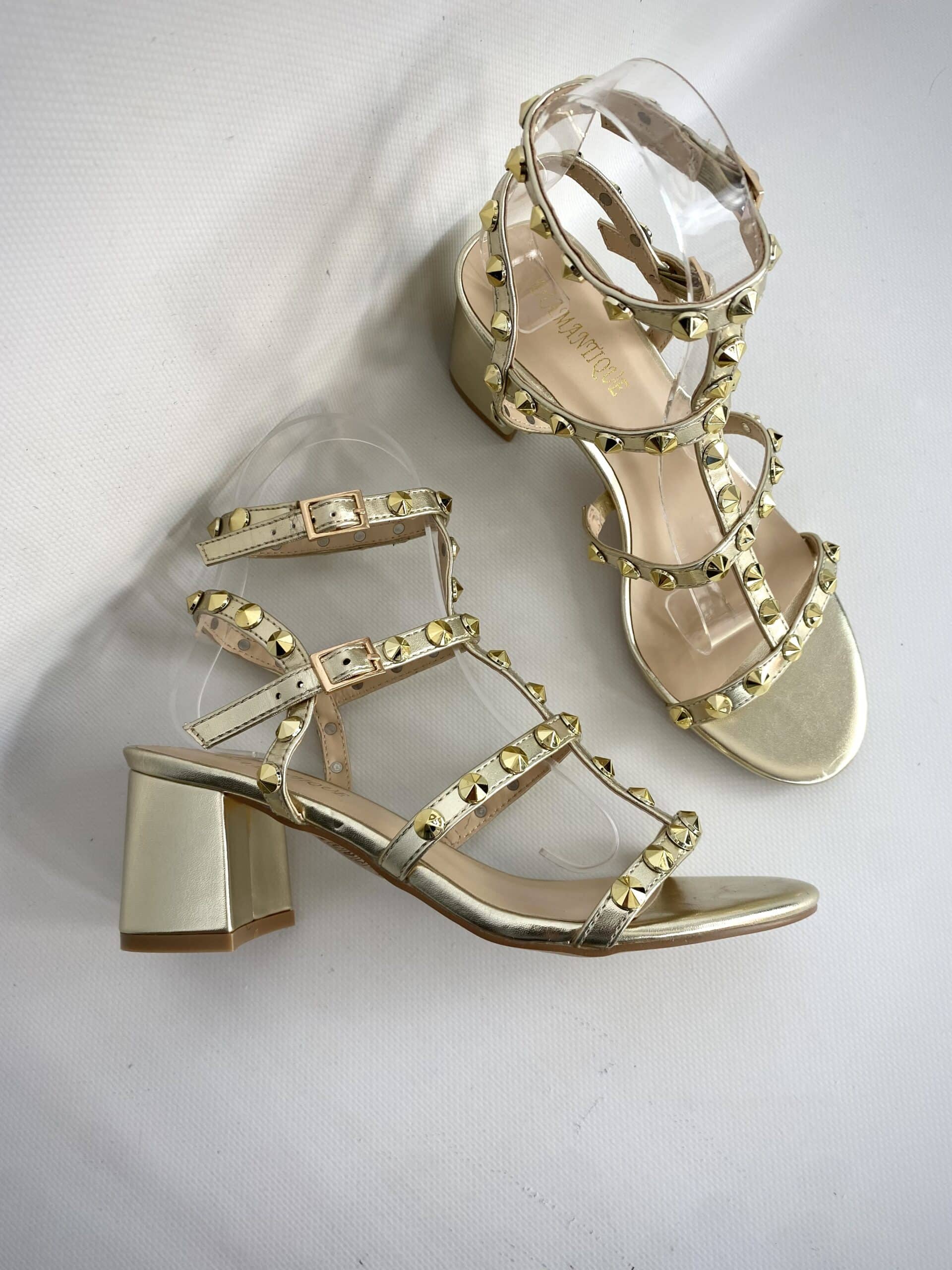 Sandali Studs con Tacco Comodo e Borchie - Oro