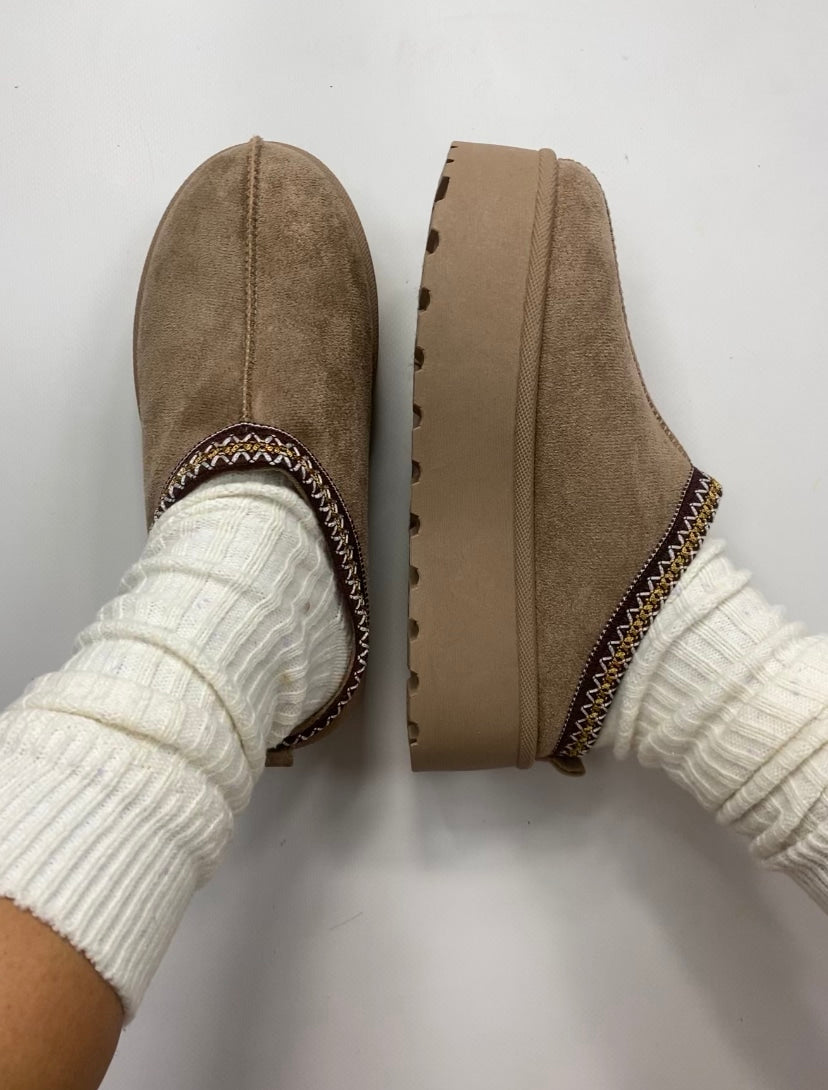Sabot Platform con Pelo -Tortora.