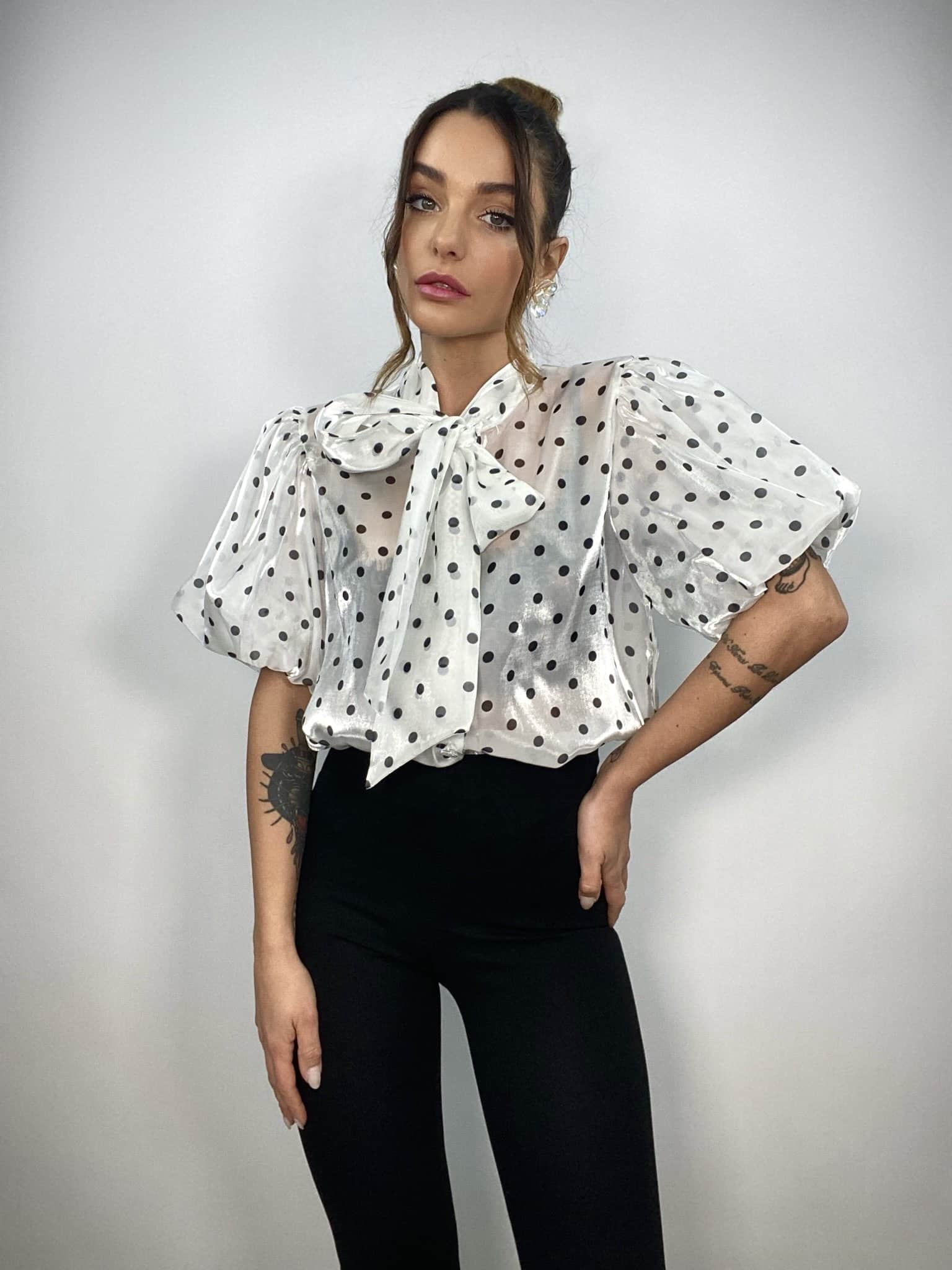 Camicia Pois con Fiocco - Bianco / Nero