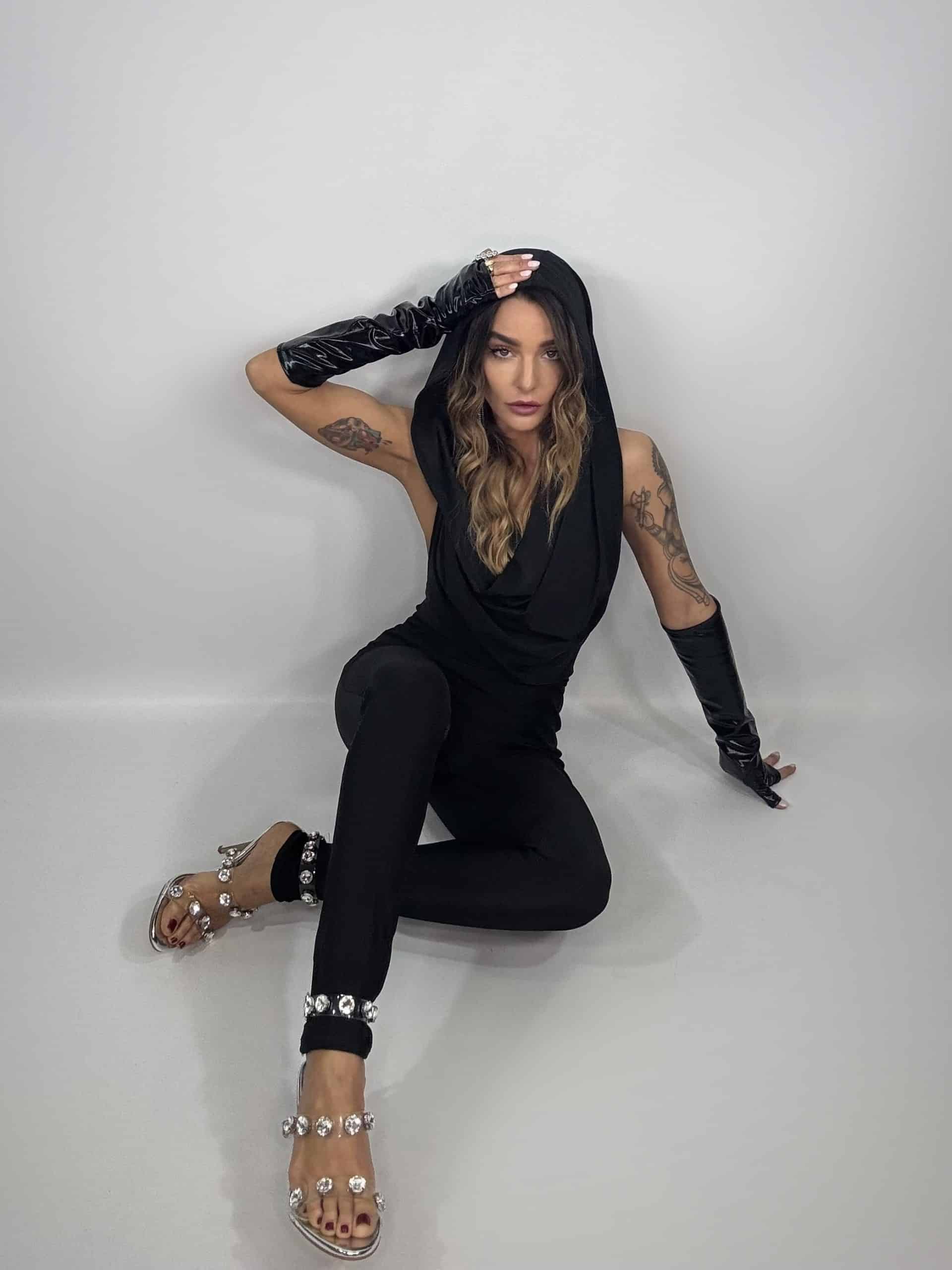 Tuta Kylie Con Cappuccio - Nero