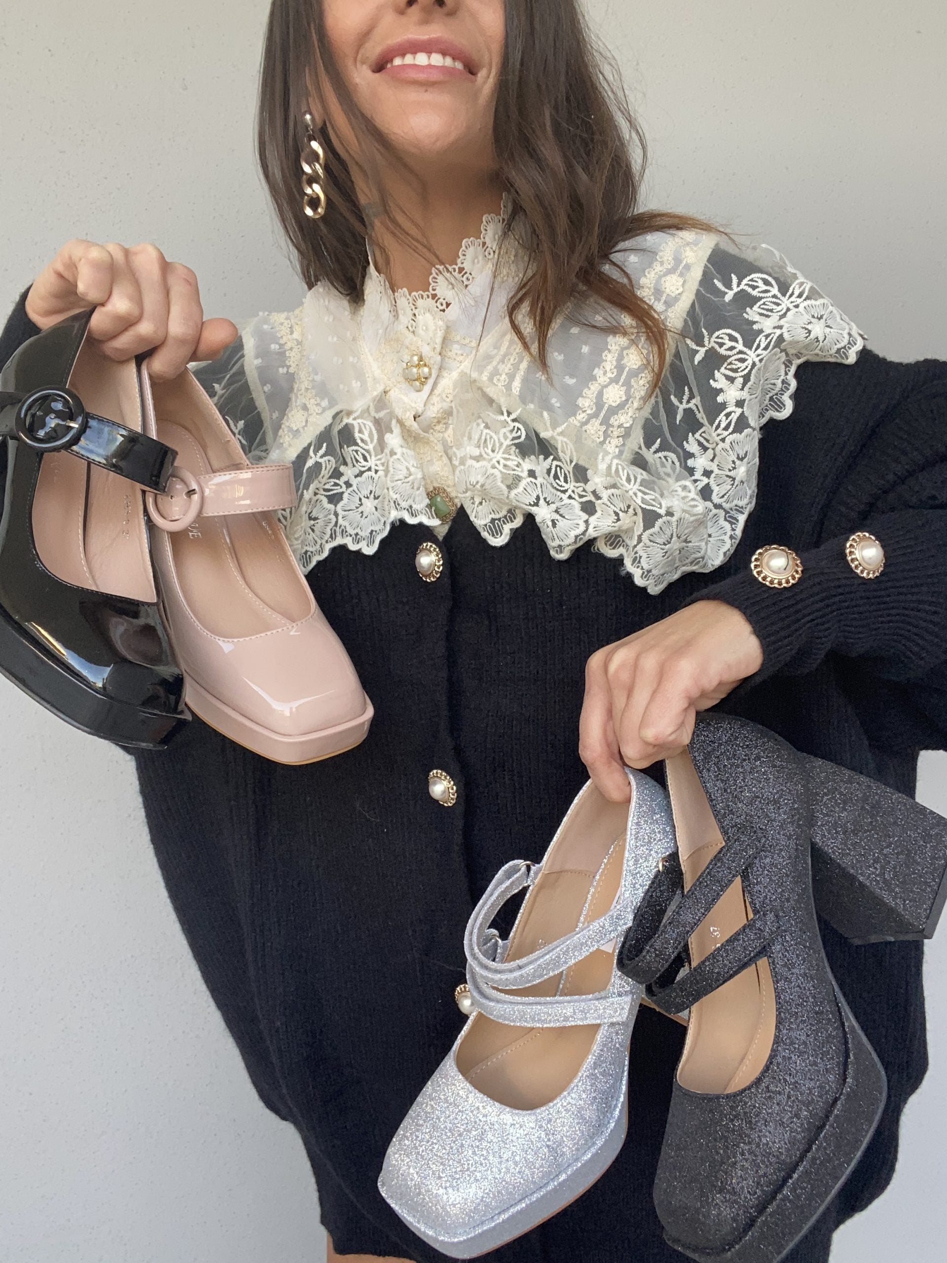 Camicia Vittoriana Maxi Colletto Bottoni Gioiello - Bianco