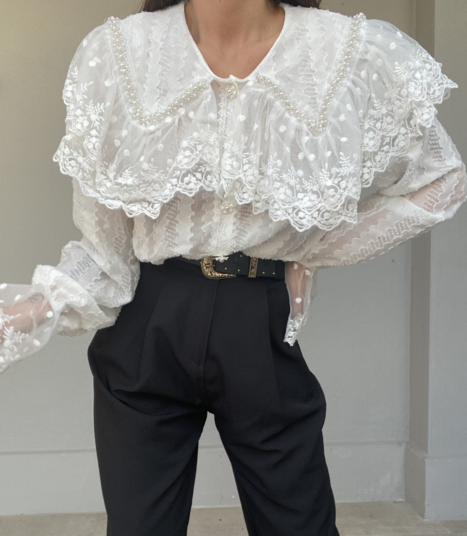 Camicia Vittoriana Maxi Colletto Bottoni Gioiello - Bianco