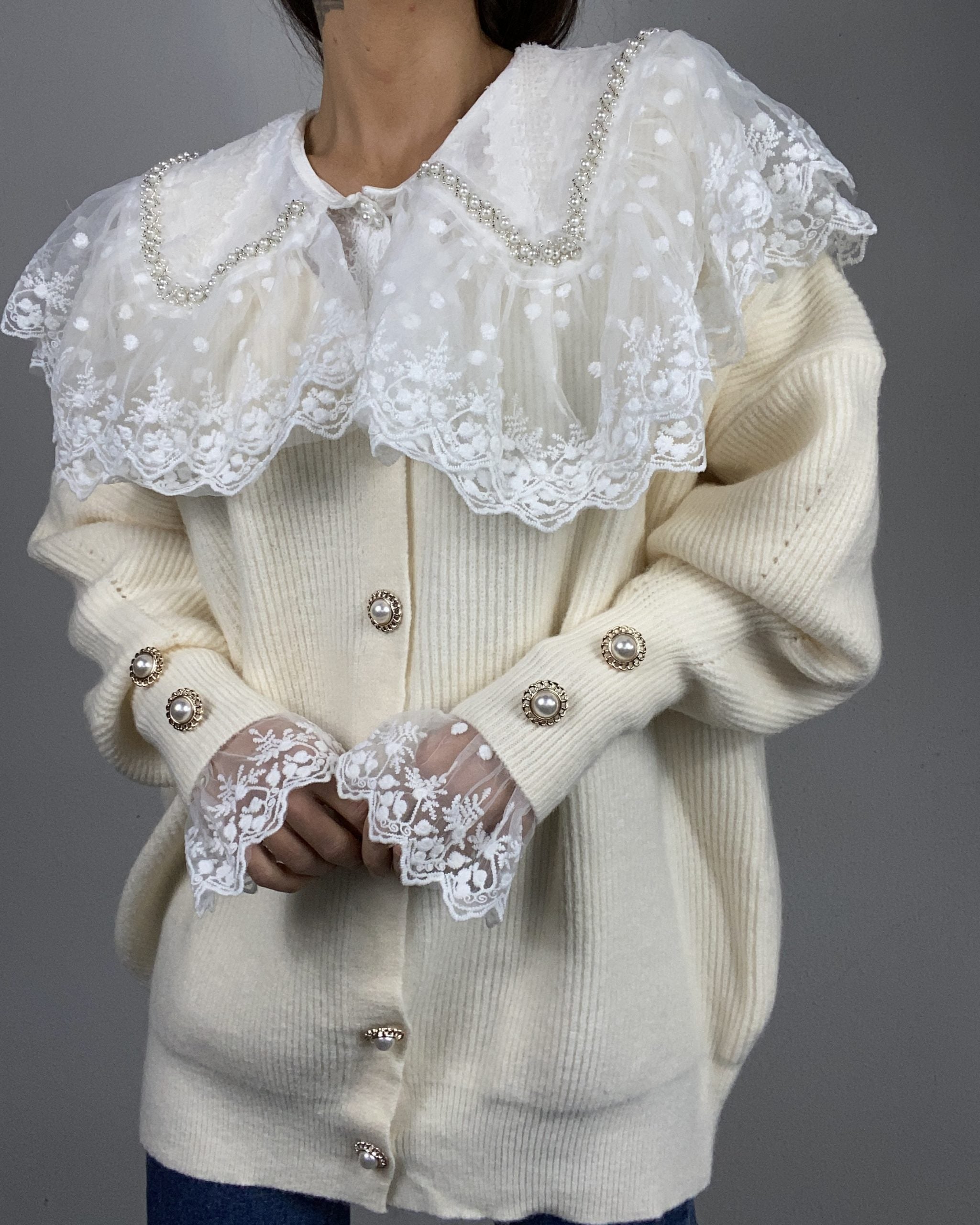 Camicia Vittoriana Maxi Colletto Bottoni Gioiello - Bianco / Panna