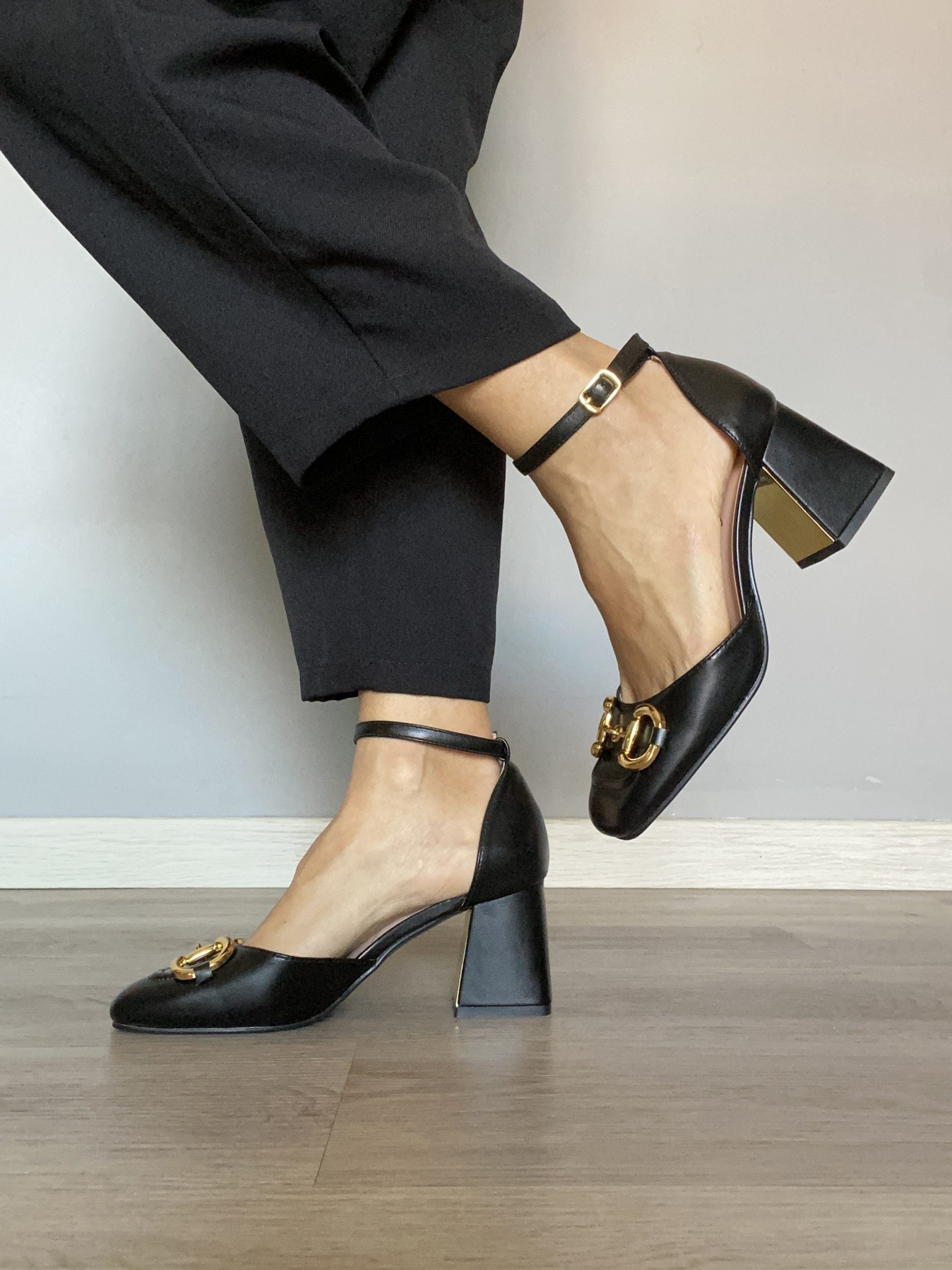 Mary Jane Morsetto Dorato - Nero Opaco