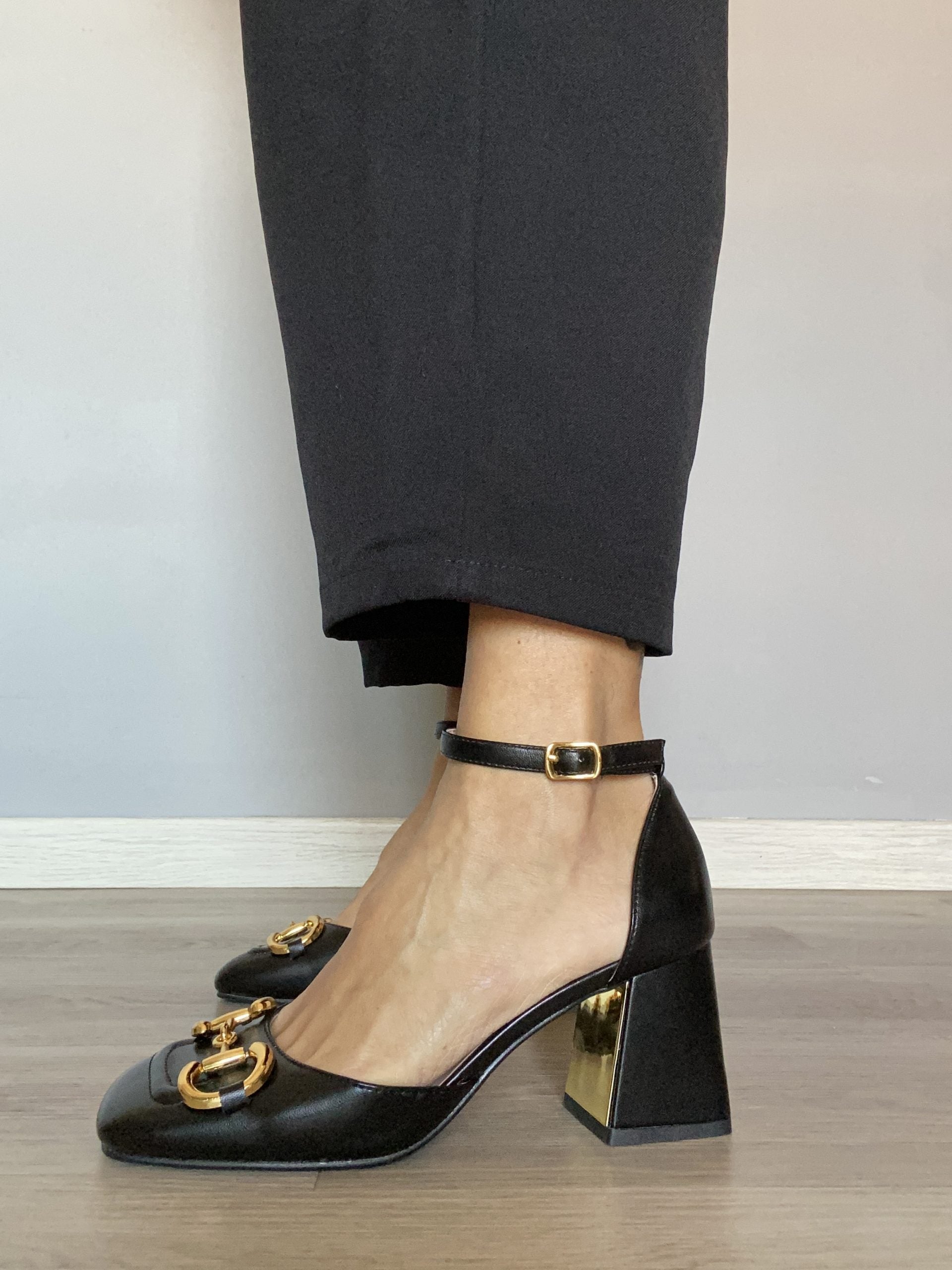 Sandali Aperti Morsetto Dorato - Bianco