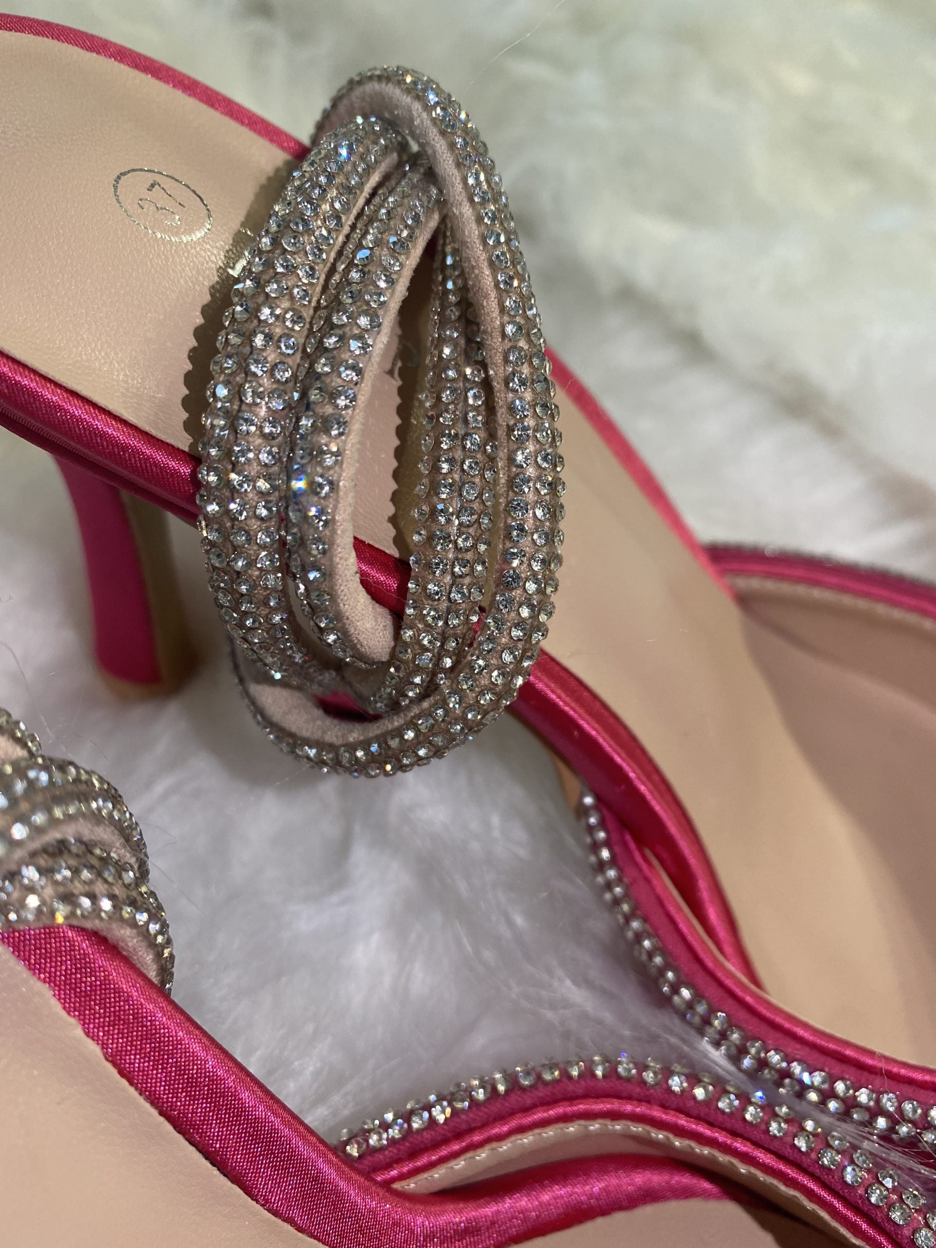 Decollete Diamond 8 - Satin Fucsia