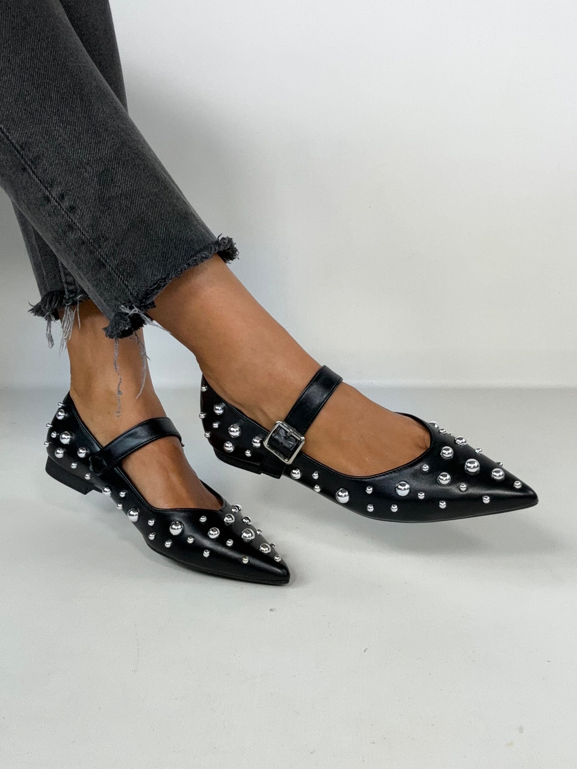 Ballerina Mary Jane Con Borchie - Nero