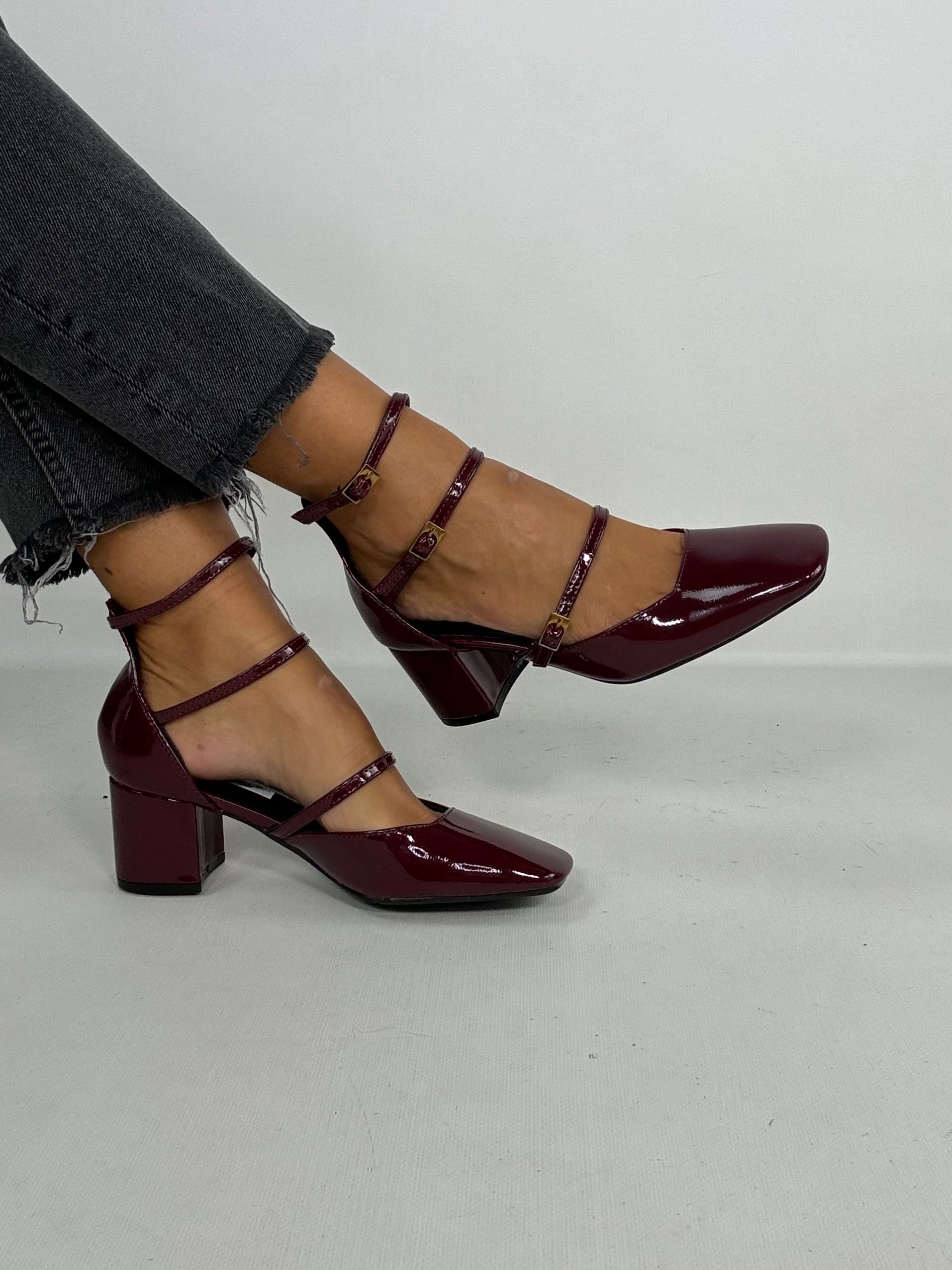 Mary Jane Tre Cinturini - Bordeaux Lucido