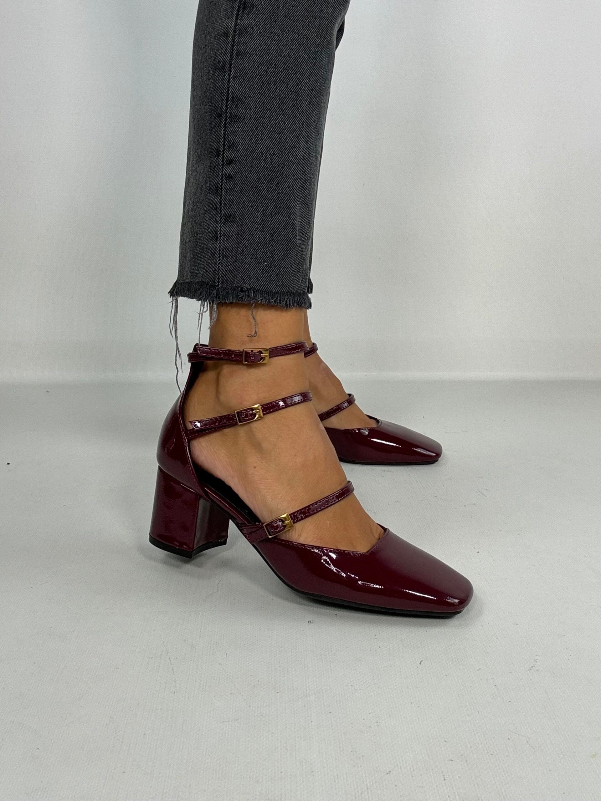Mary Jane Tre Cinturini - Bordeaux Lucido