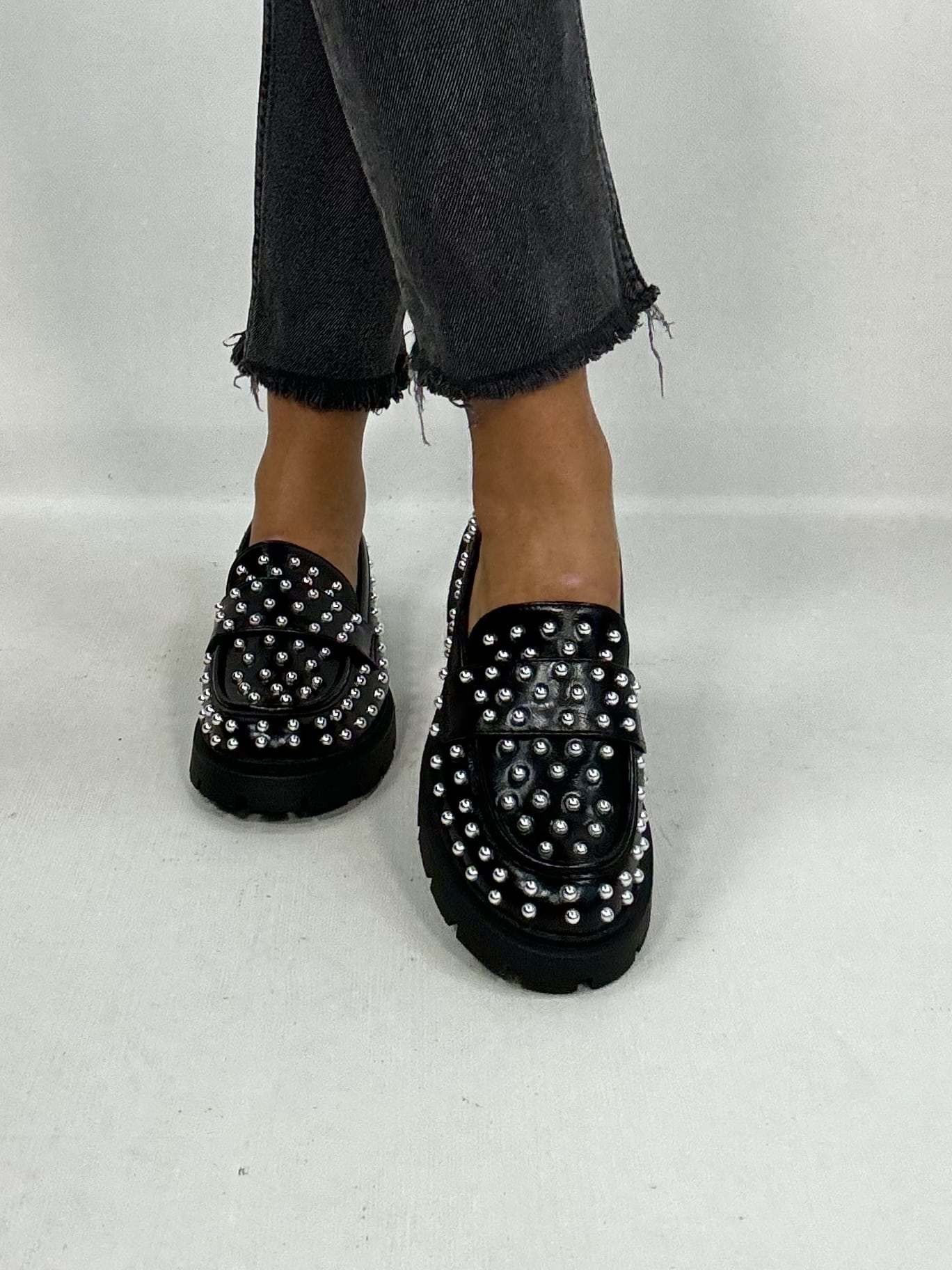 Mocassino Con Borchie - Nero
