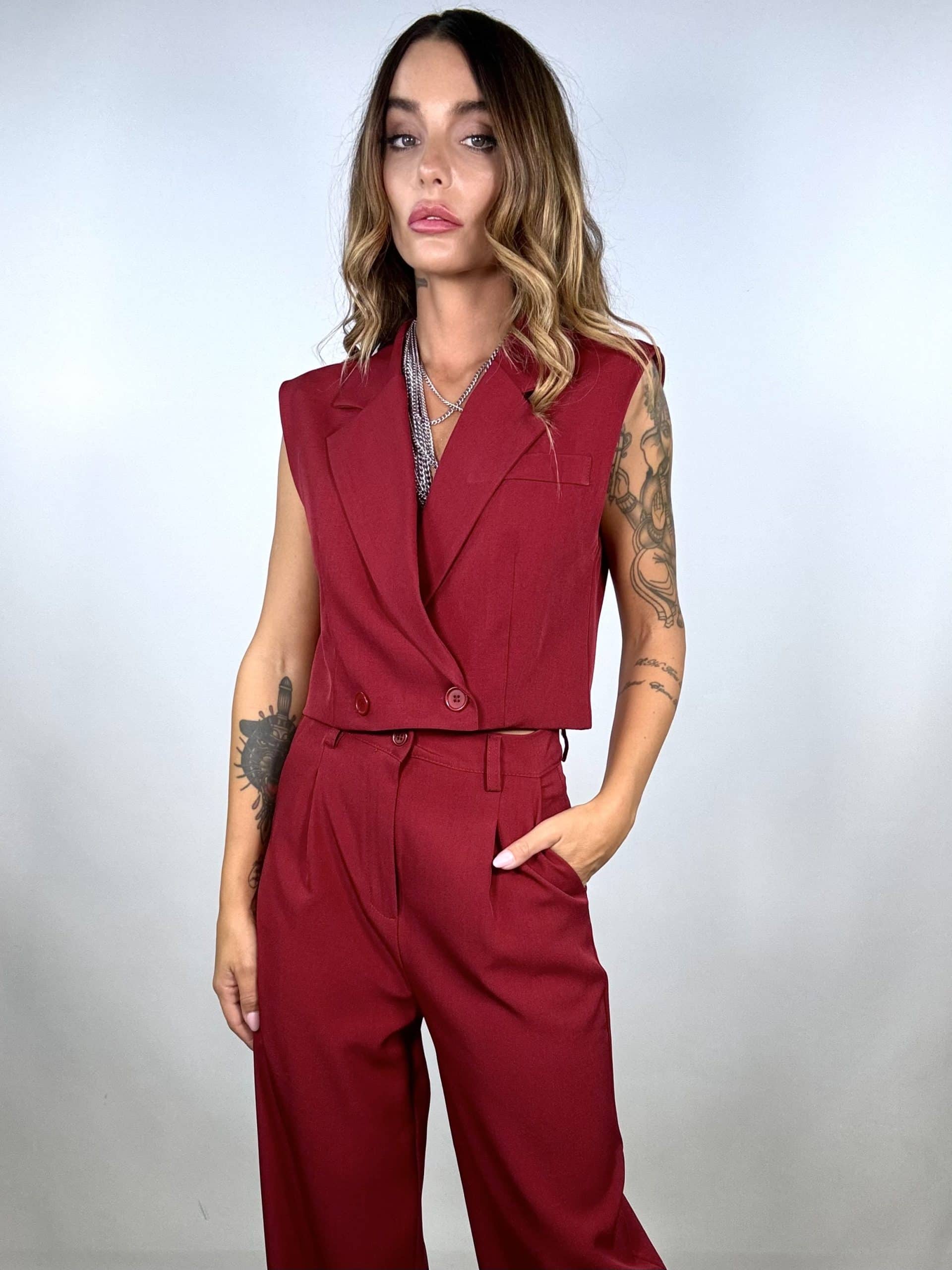 Completo Gilet Crop e Pantaloni Wide - Cherry Red