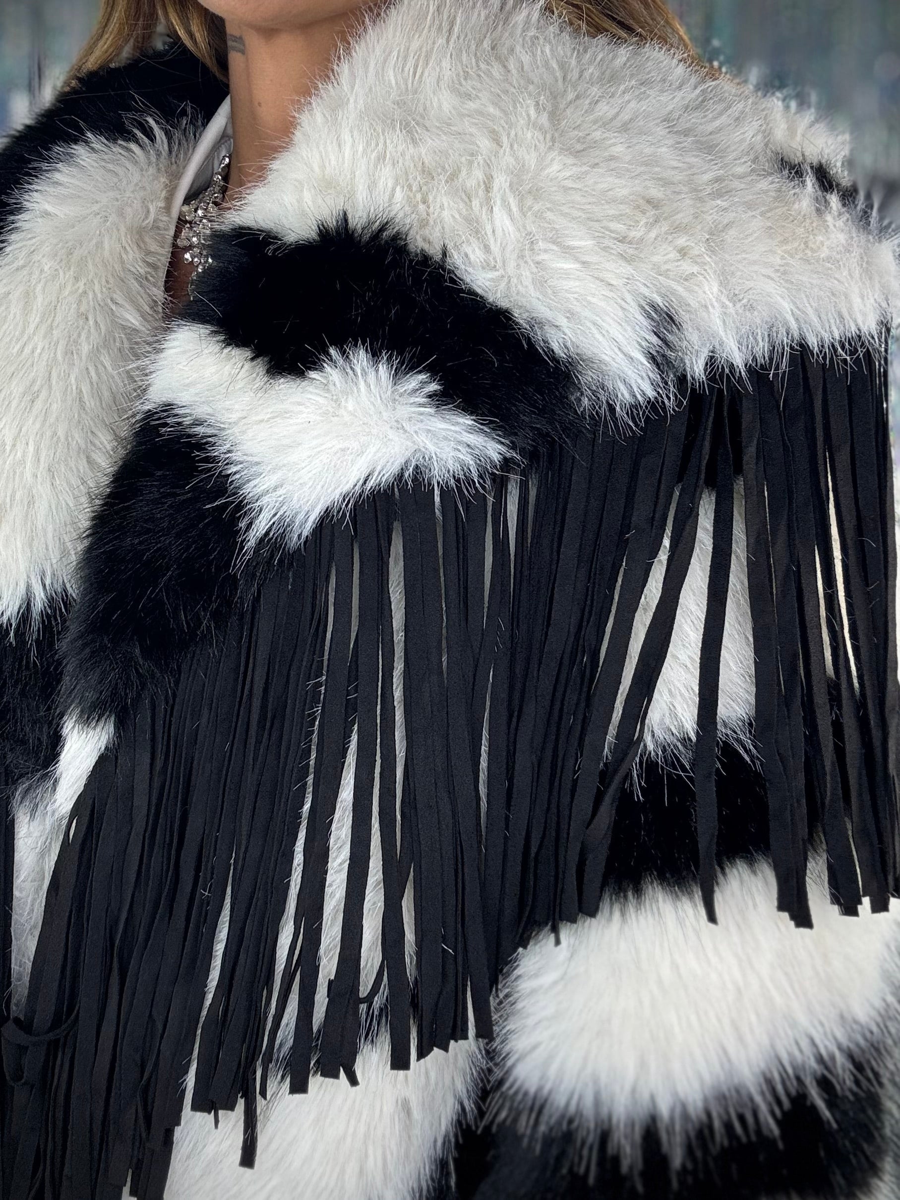 Pelliccia Luxury con Frange - Bianco / Nero