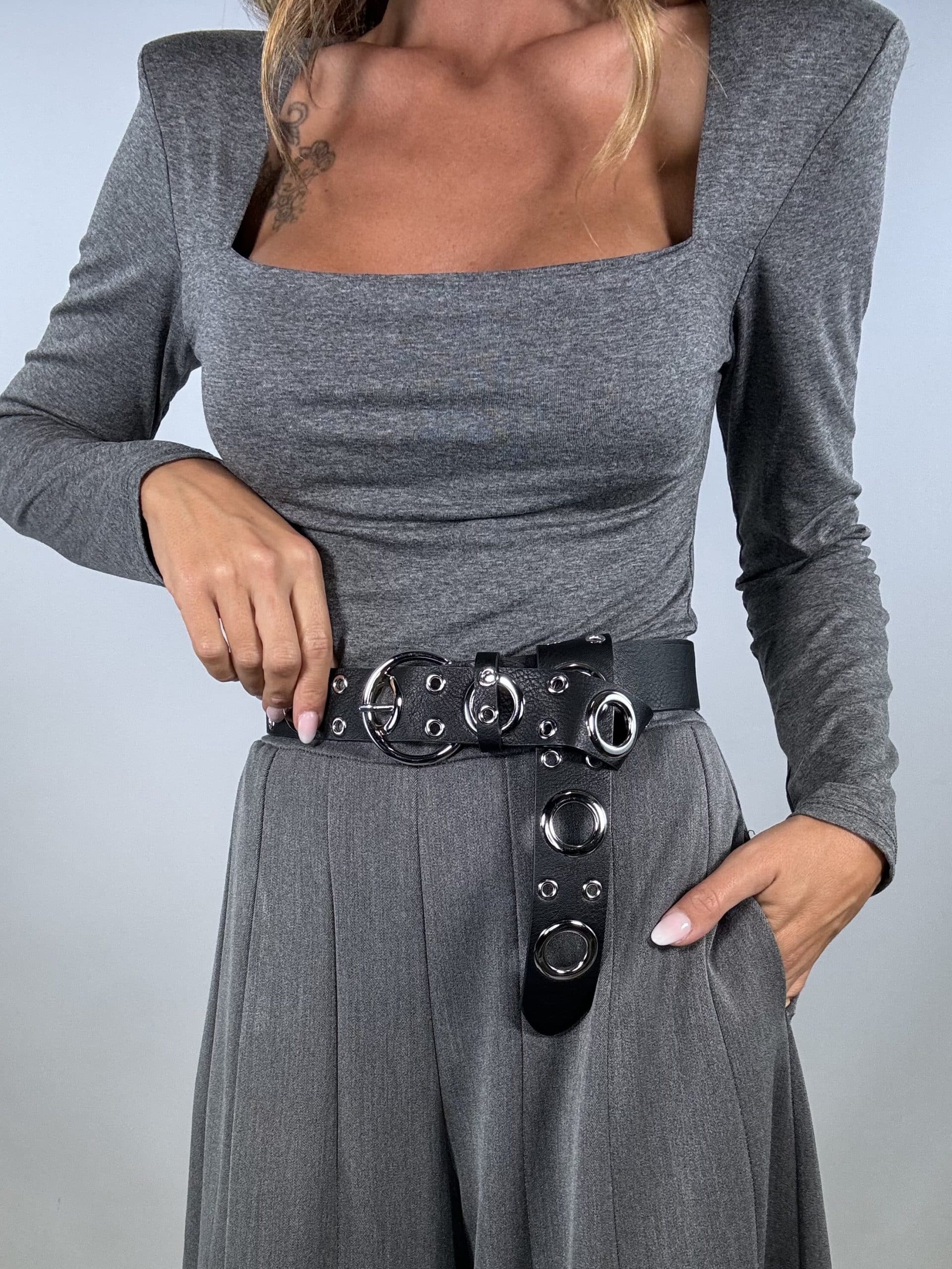 Maglia Basic con Spalline Imbottite - Grigio