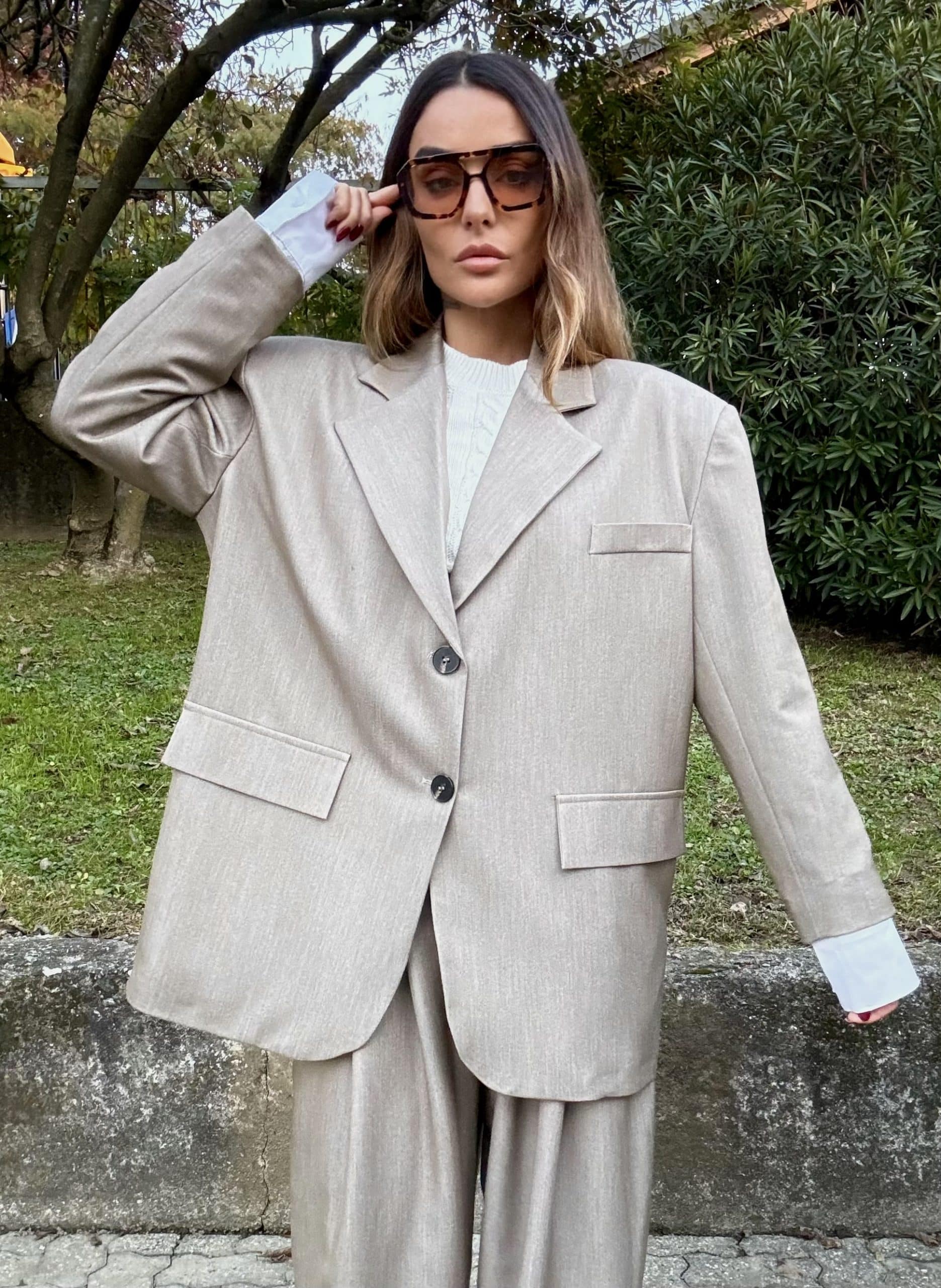 Blazer Super Over con Maxi Polsini  - Tortora