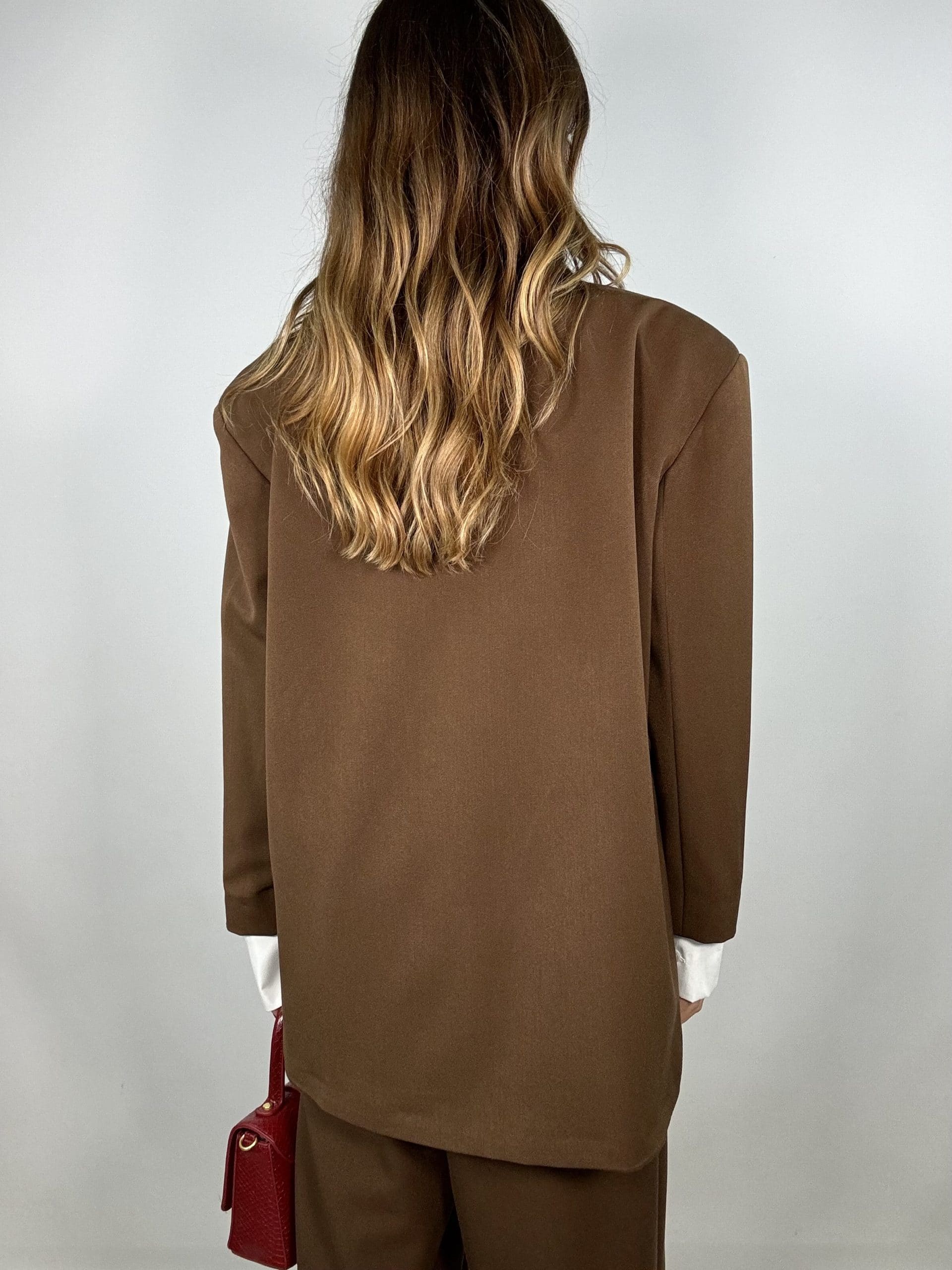 Blazer Super Over con Maxi Polsini  - Marrone