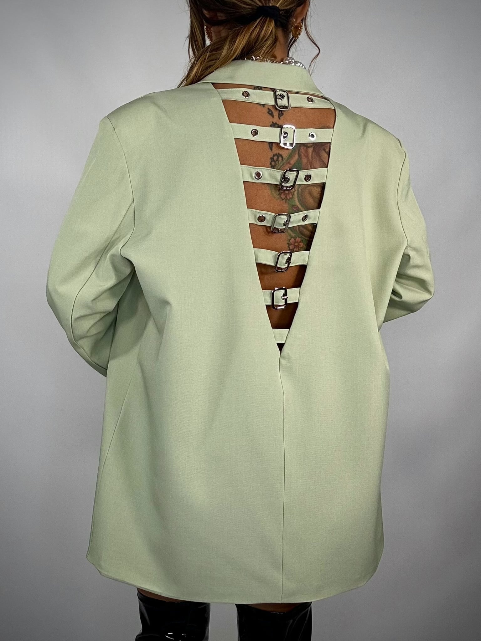 Blazer Over Cut Out con Fibbie - Verde
