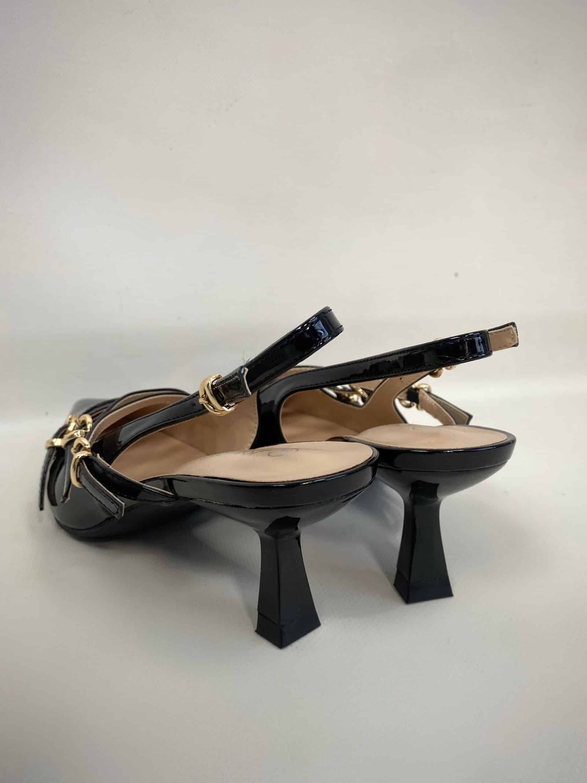 Slingback con Cinturini e Fibbie Tacco Medio - Nero
