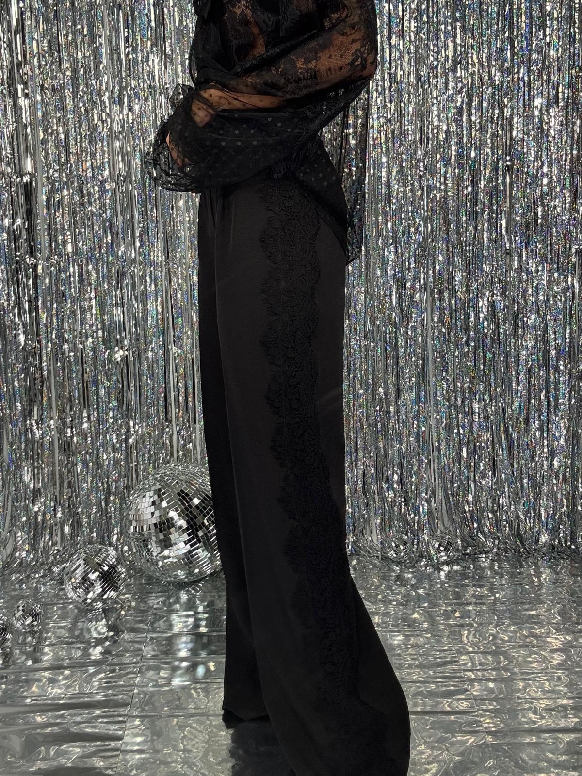 Completo Pizzo Blazer e Pantaloni ampi - Nero