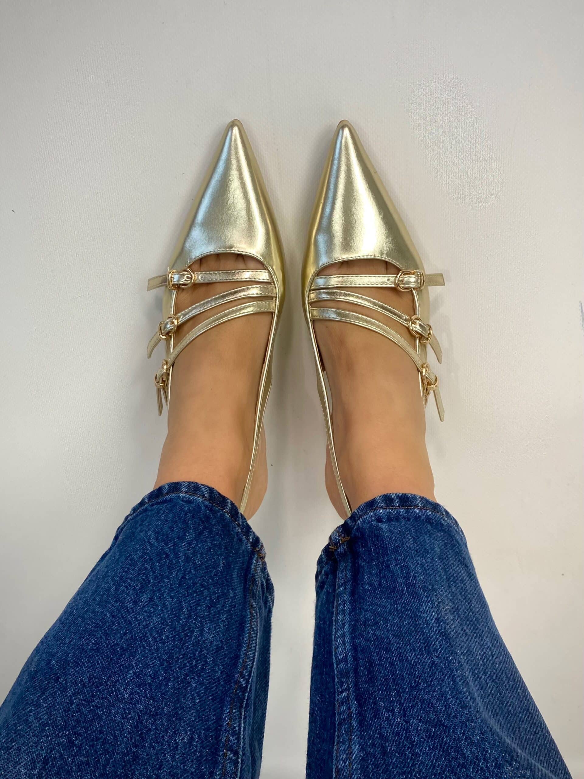 Slingback con Cinturini e Fibbie Tacco Medio - Oro