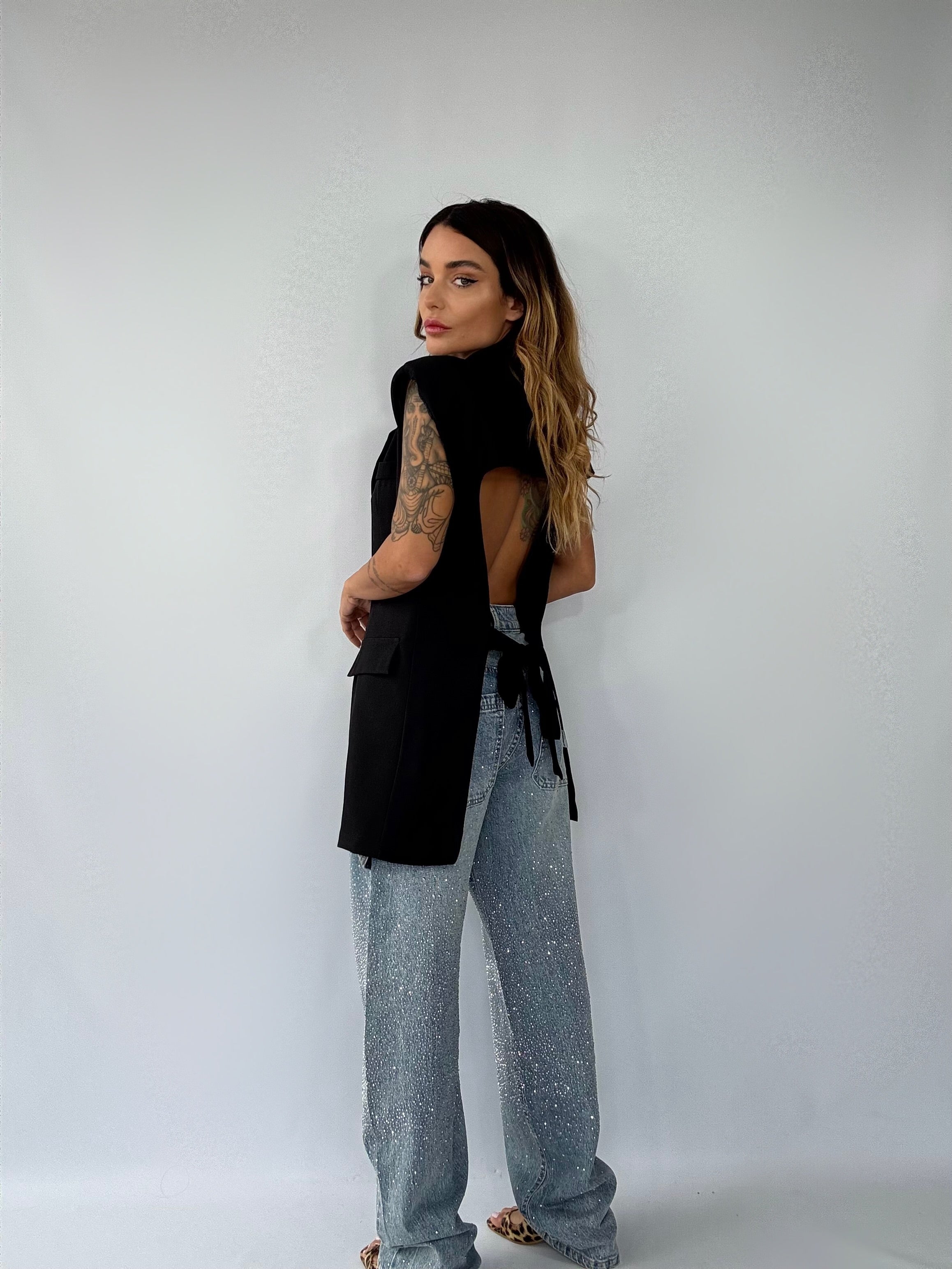 Gilet Over Spalline e Schiena Nuda - Nero