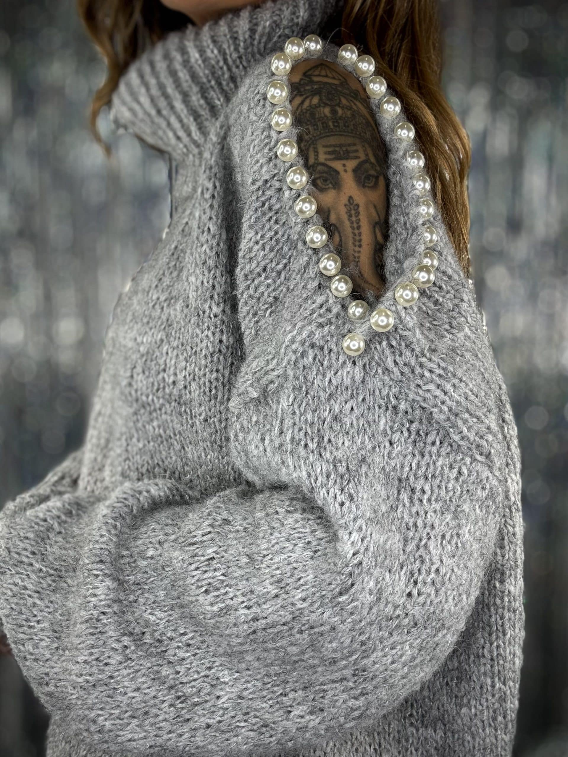 Maglione Cut Out e Perle - Grigio